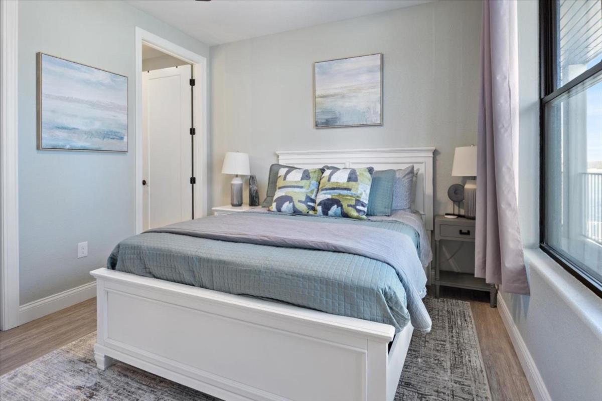 Newly Designed Topsider Condo w/ Beautiful Main Channel Views
