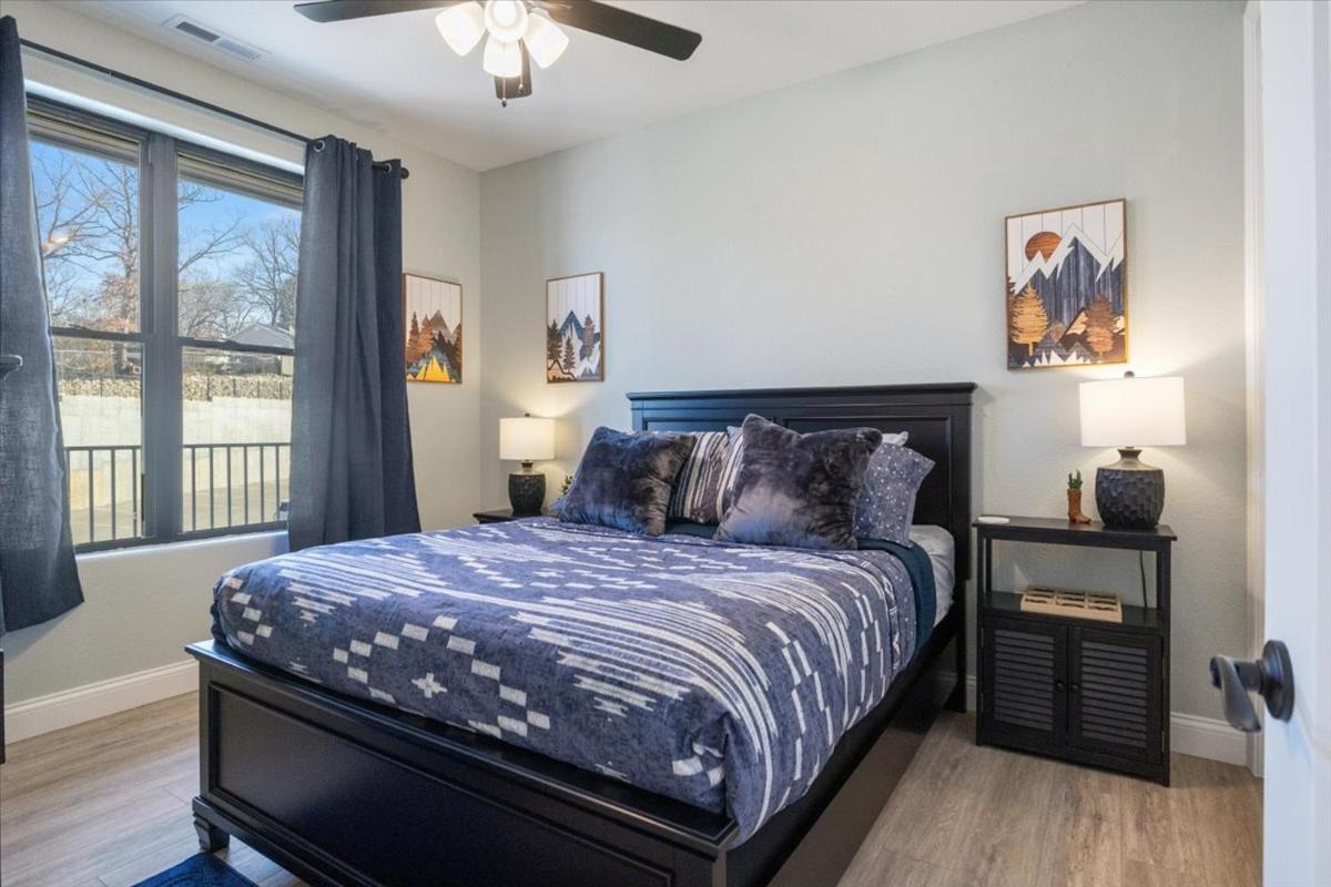 Newly Designed Topsider Condo w/ Beautiful Main Channel Views