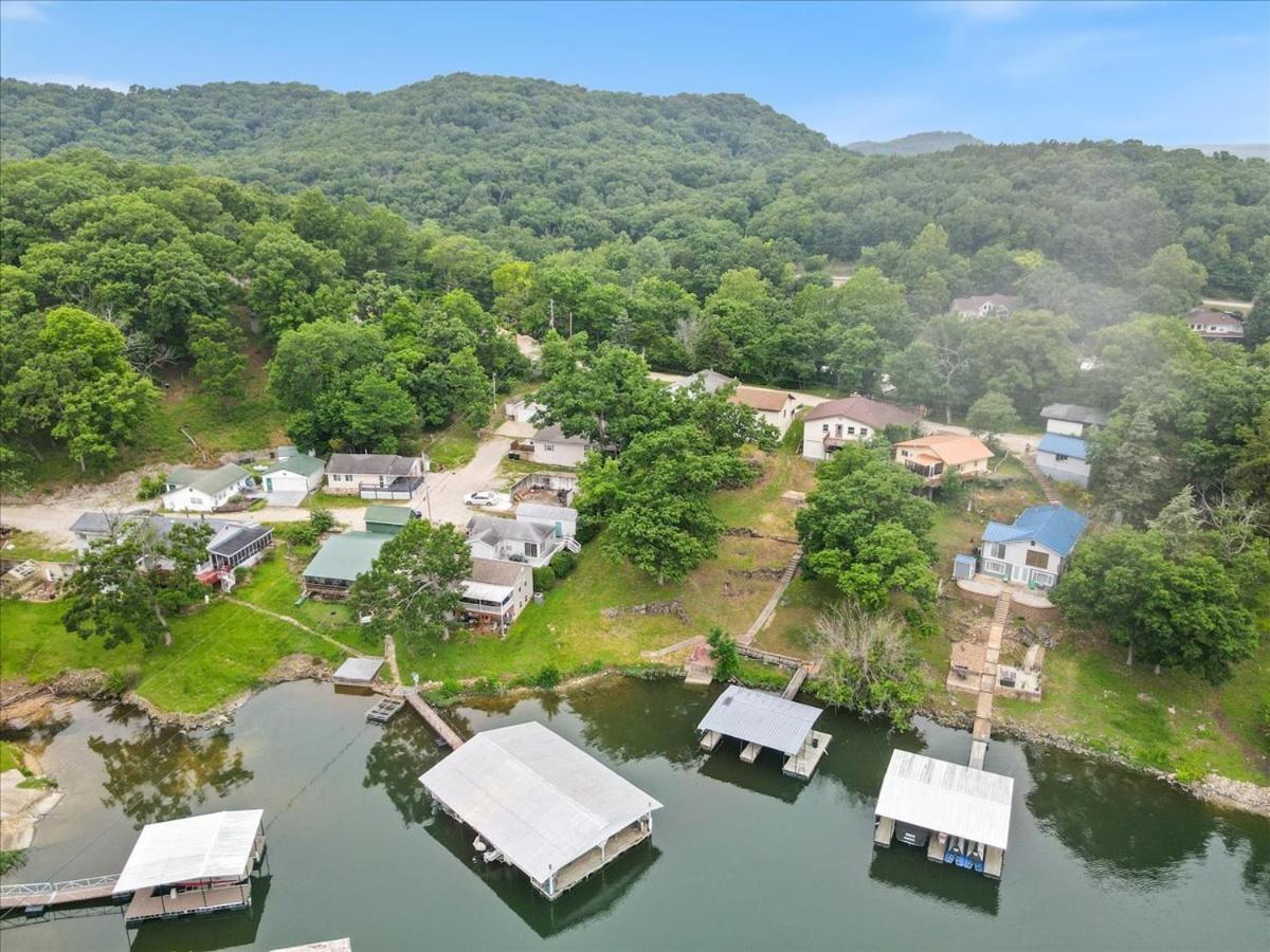 Lakefront Escape, Sunrise Views, Boat Slip & Community Dock Access