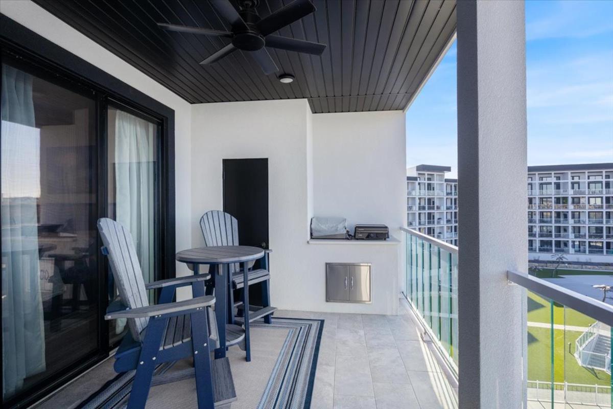Newly Designed Topsider Condo w/ Beautiful Main Channel Views