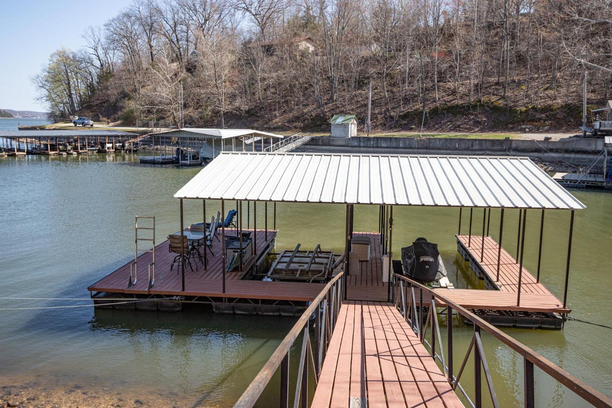 Woodmont Point - Wooded Private Lakefront Retreat with Deep Cove Dock and Great Swimming!