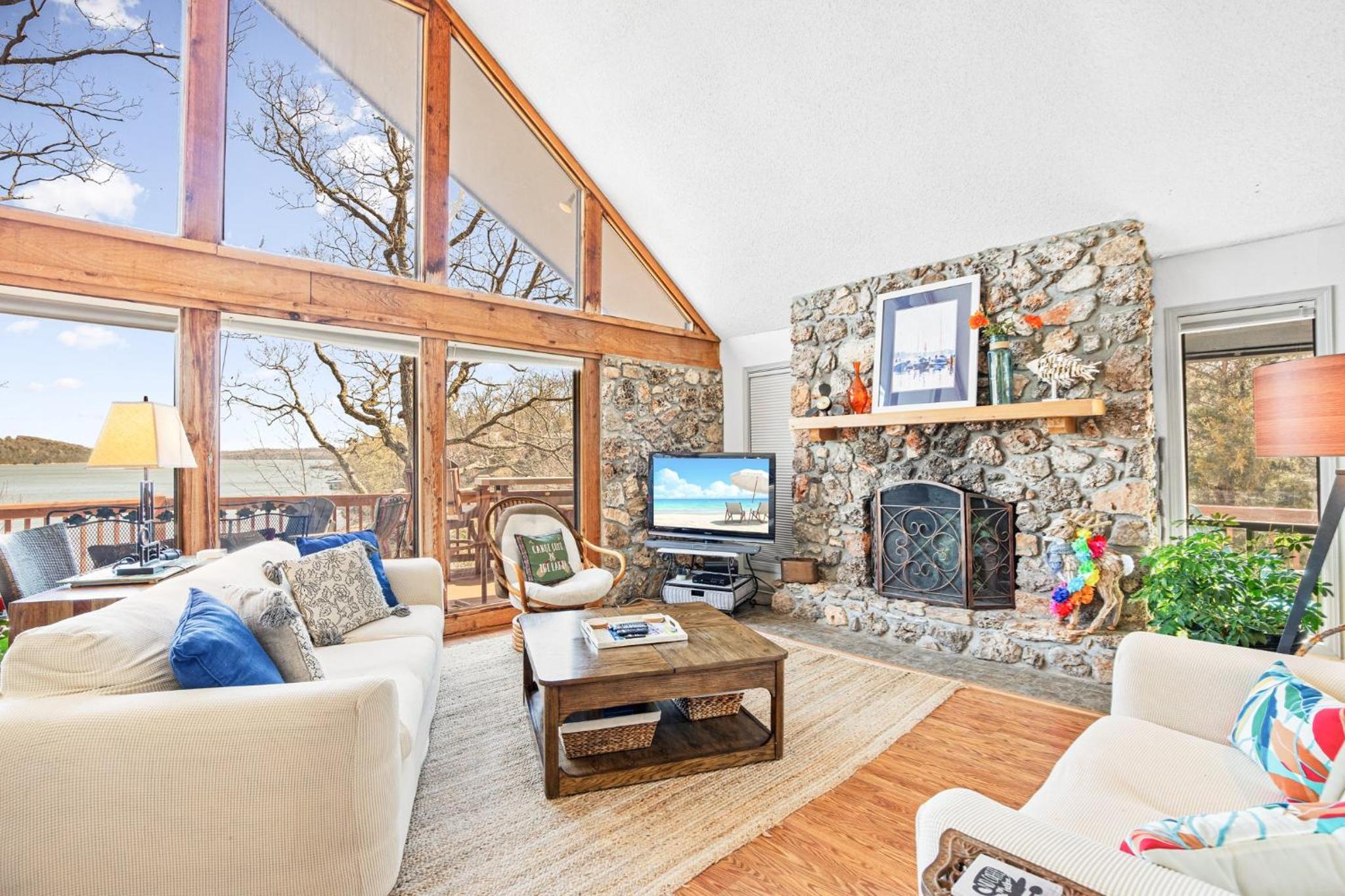 Woodmont Point - Wooded Private Lakefront Retreat with Deep Cove Dock and Great Swimming!