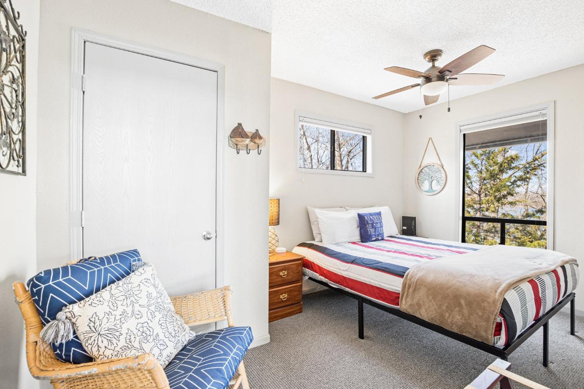 Woodmont Point - Wooded Private Lakefront Retreat with Deep Cove Dock and Great Swimming!