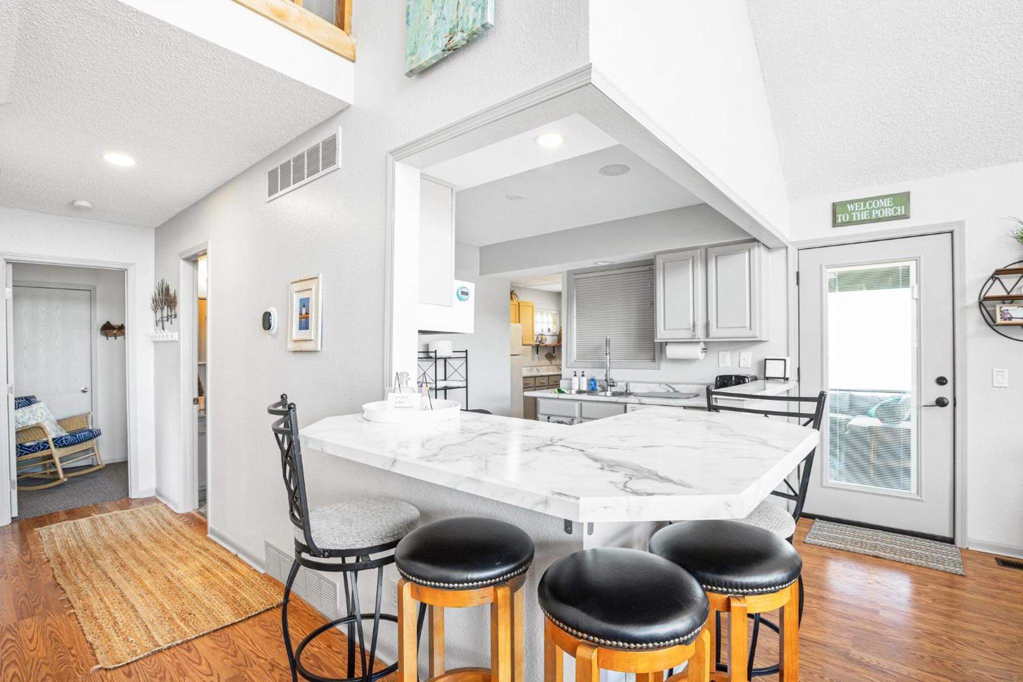 Woodmont Point - Wooded Private Lakefront Retreat with Deep Cove Dock and Great Swimming!