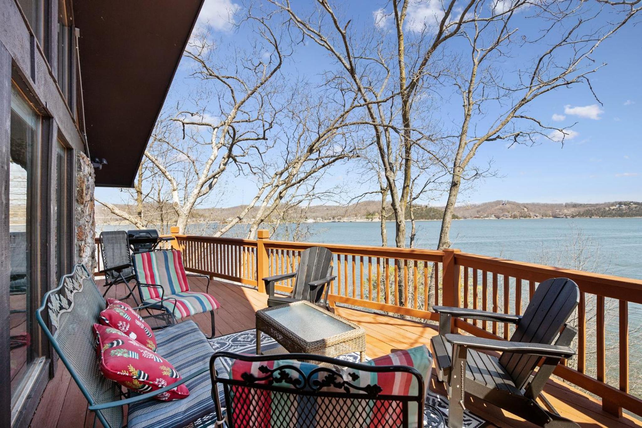 Woodmont Point - Wooded Private Lakefront Retreat with Deep Cove Dock and Great Swimming!