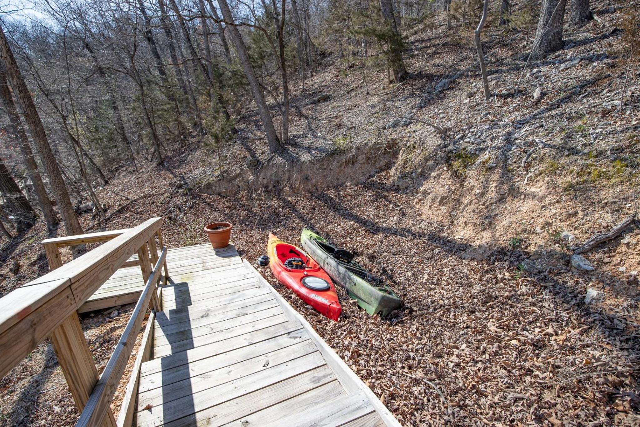 Woodmont Point - Wooded Private Lakefront Retreat with Deep Cove Dock and Great Swimming!