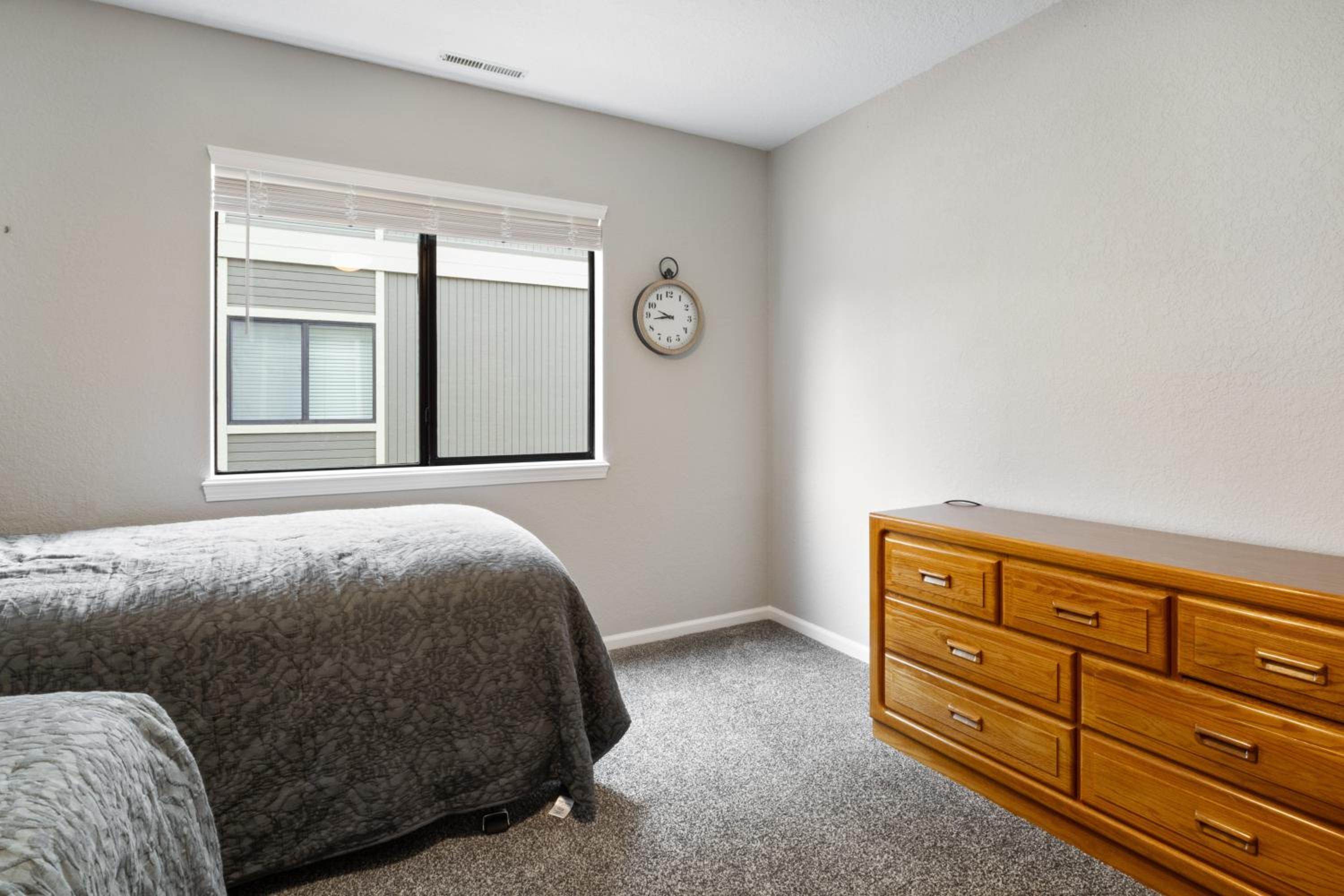 LazyDays Pet-Friendly Condo w/ Pool & Slip at 3M