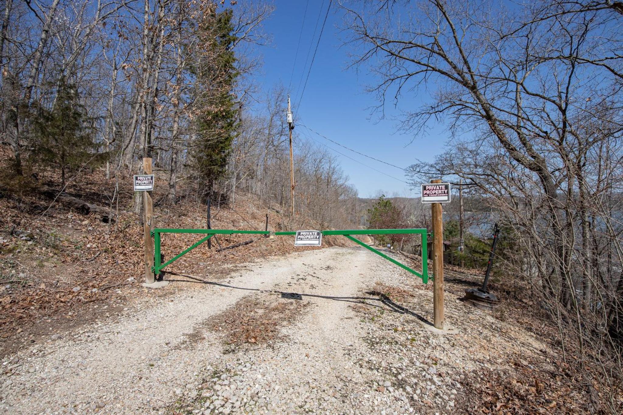 Woodmont Point - Wooded Private Lakefront Retreat with Deep Cove Dock and Great Swimming!