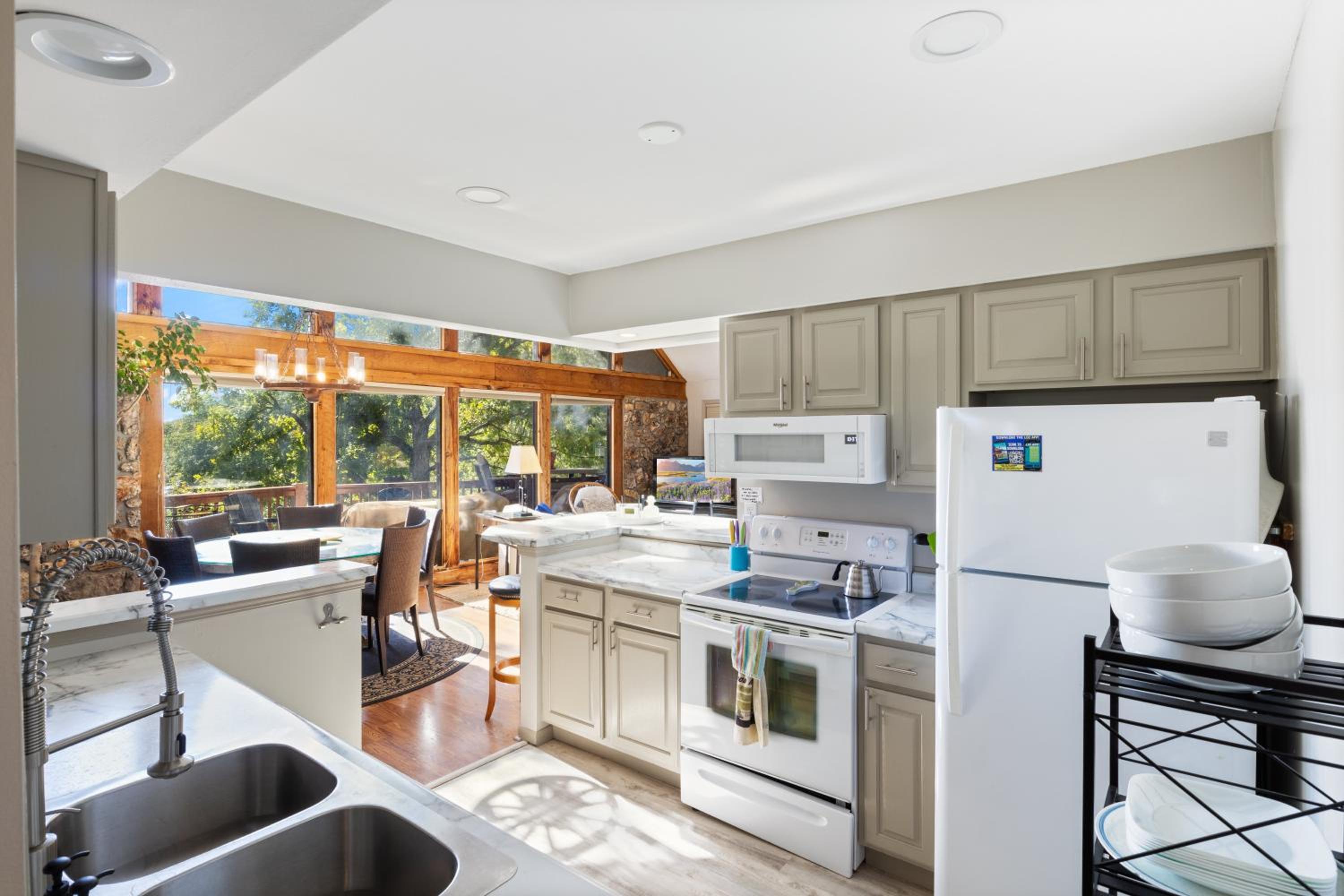 Woodmont Point - Wooded Private Lakefront Retreat with Deep Cove Dock and Great Swimming!