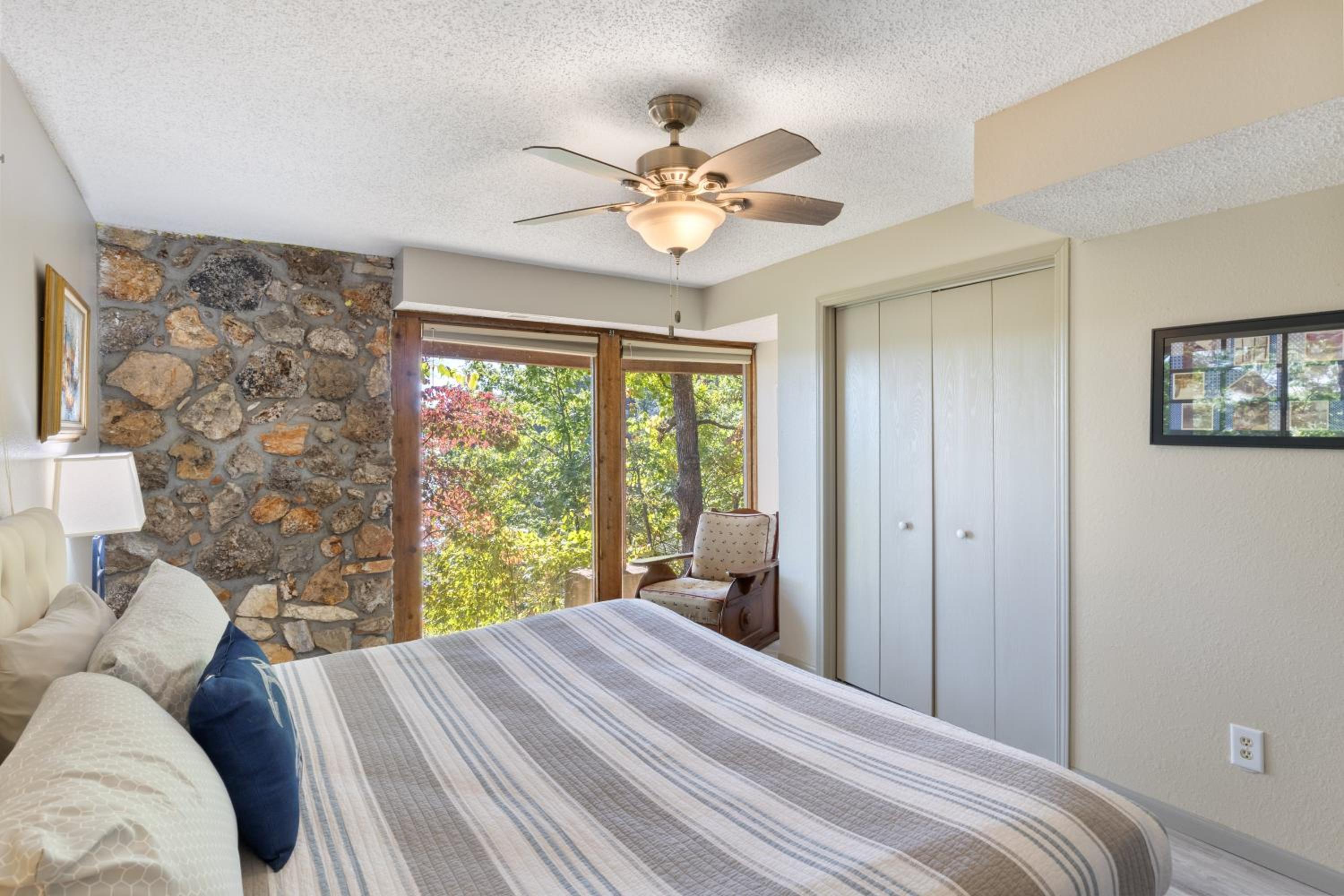 Woodmont Point - Wooded Private Lakefront Retreat with Deep Cove Dock and Great Swimming!
