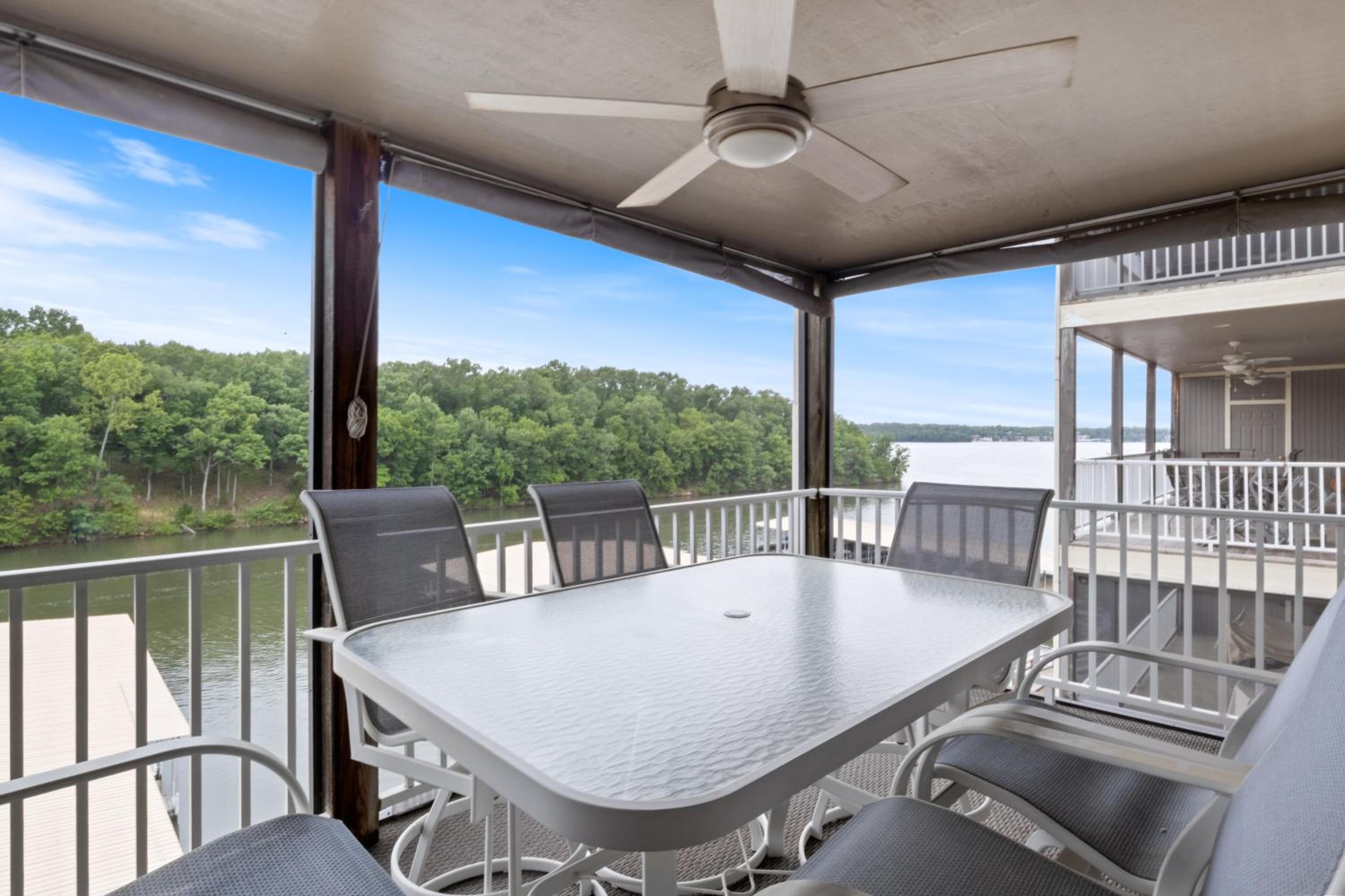 LazyDays Pet-Friendly Condo w/ Pool & Slip at 3M
