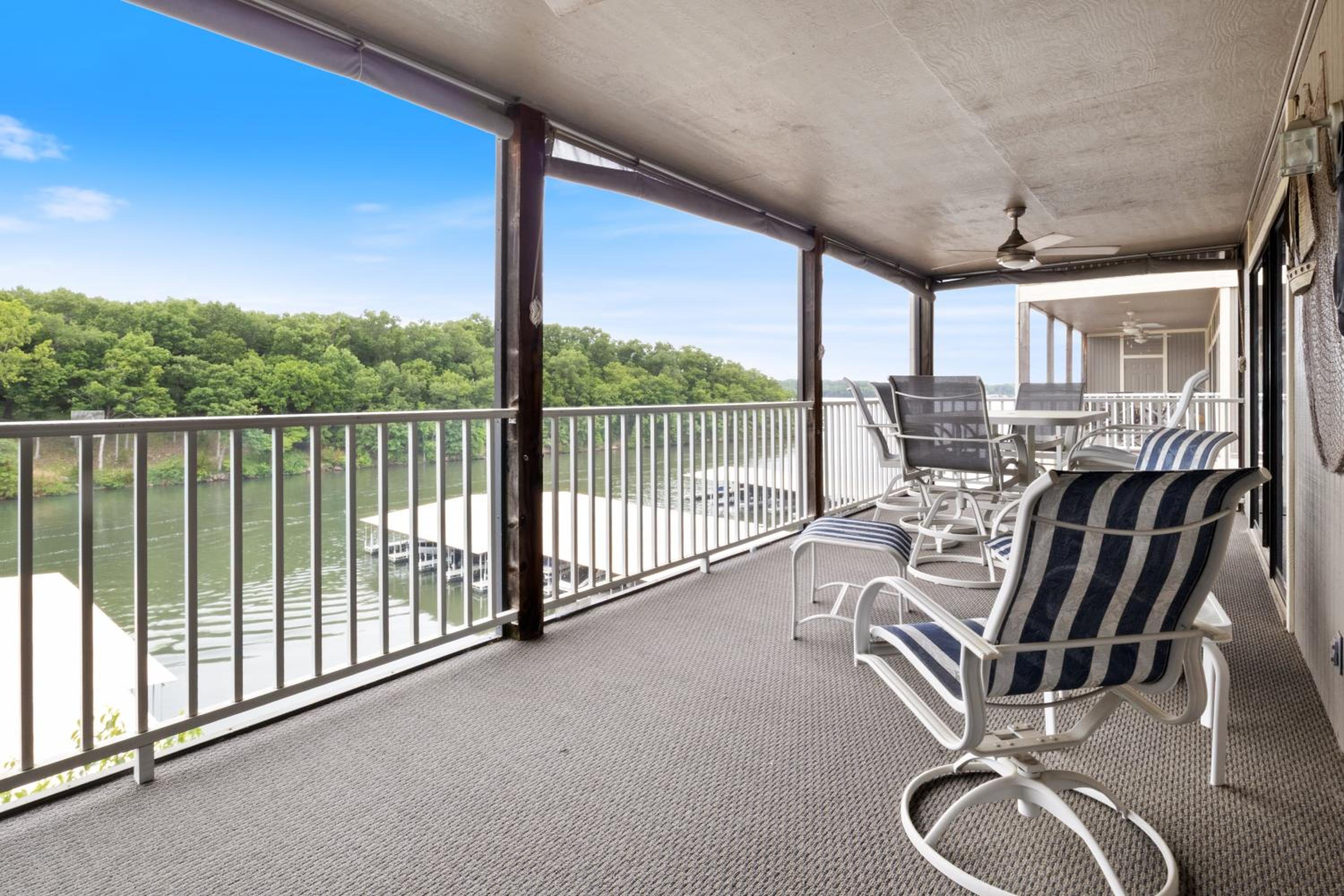 LazyDays Pet-Friendly Condo w/ Pool & Slip at 3M