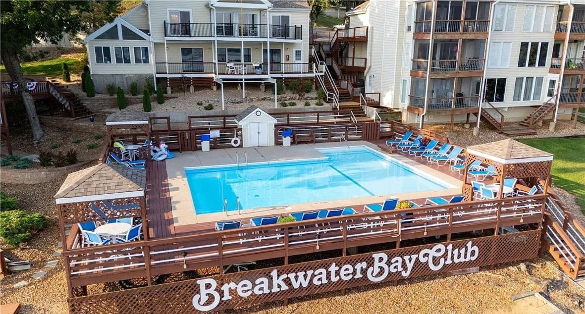 Lakeview Condo, Boat & PWC Slips, Pool, Tennis, Family Friendly