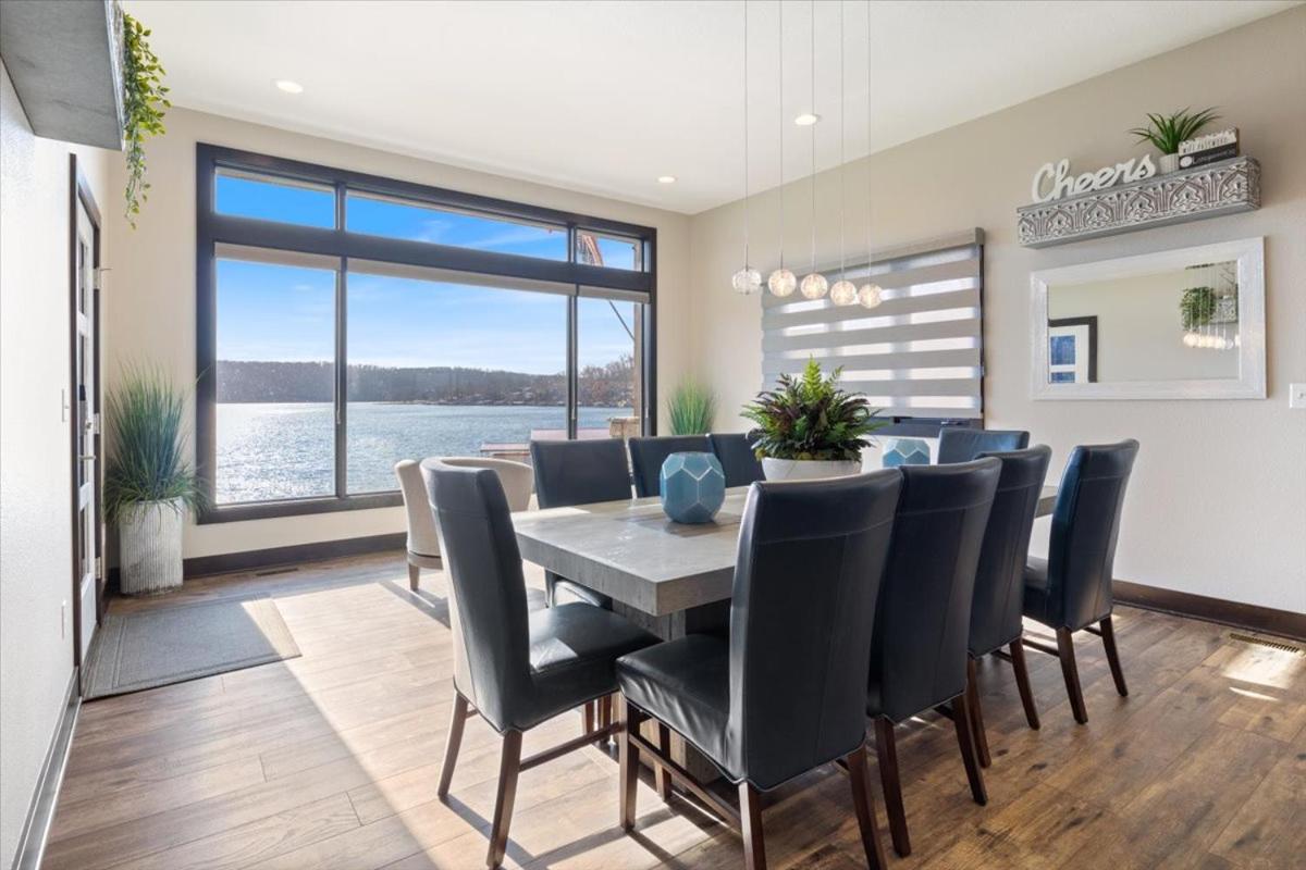 LOTO Pointe, Updated Luxury Home w/ Boat & PWC Slip, Boat Ramp, Firepits, Pool Table & More!