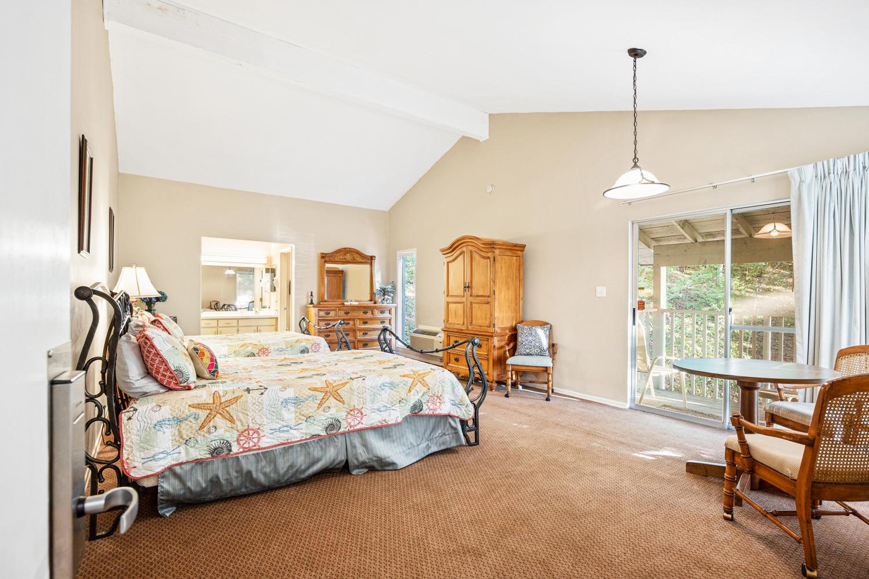 Great Location, Margaritaville Amenities & Hot Tub