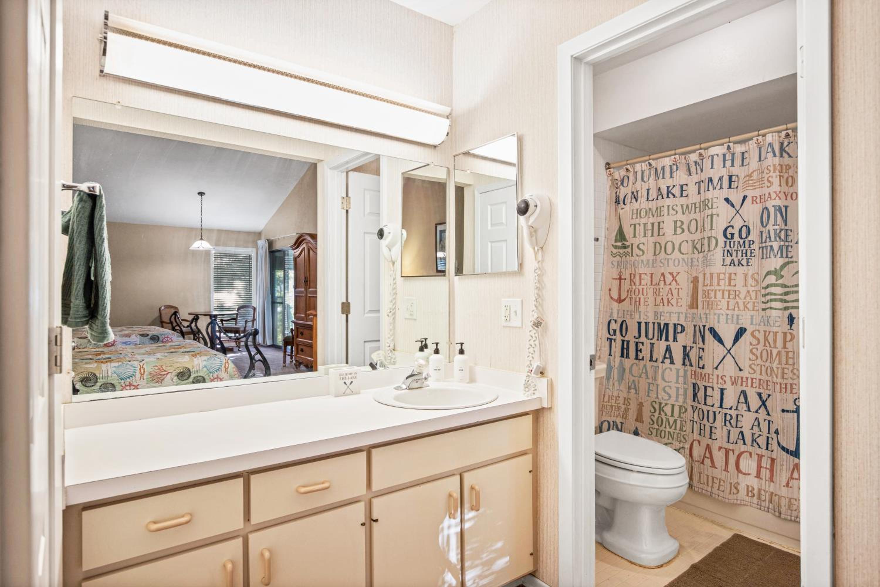 Great Location, Margaritaville Amenities & Hot Tub