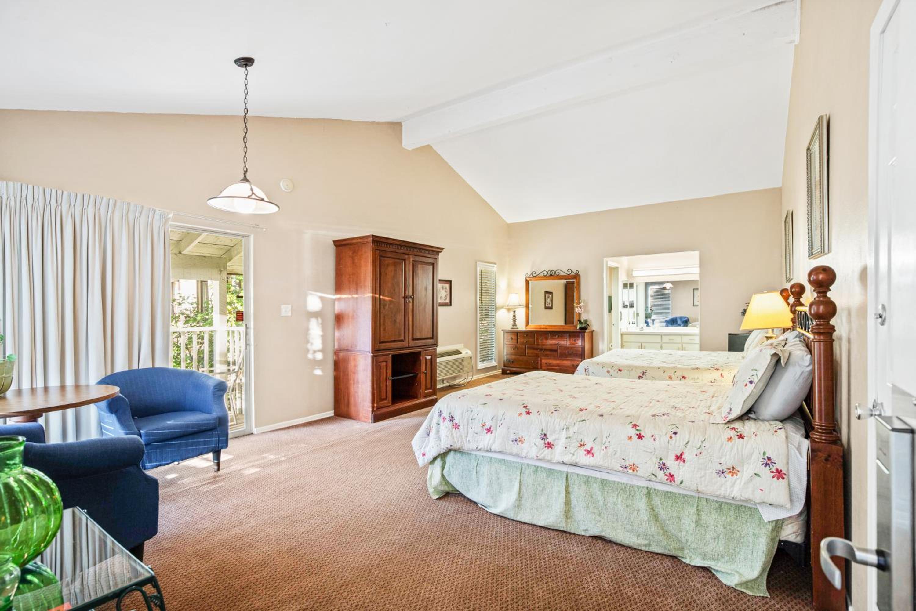 Great Location, Margaritaville Amenities & Hot Tub