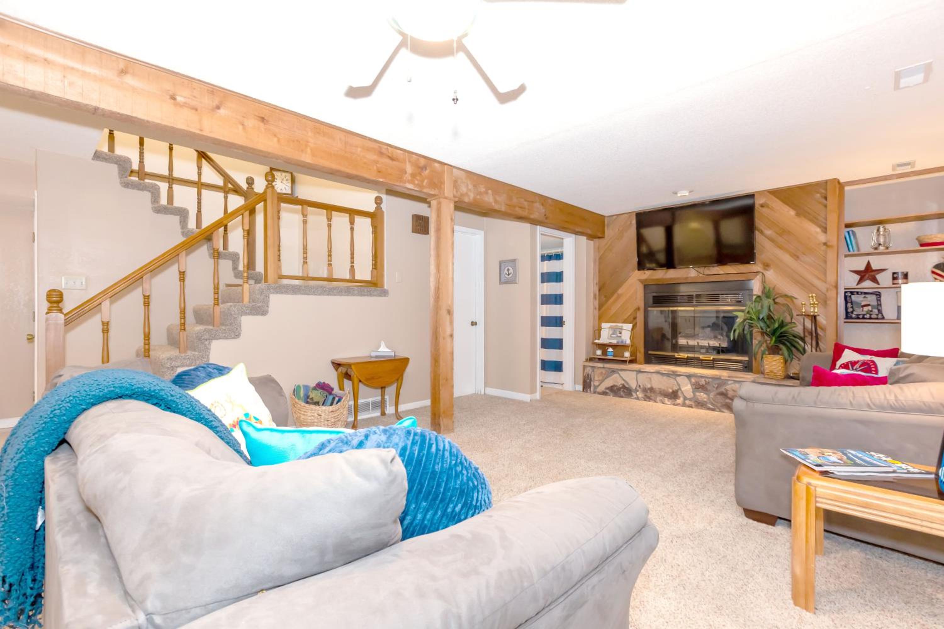 Quiet Cove, Lake Views, Grill, Private Dock