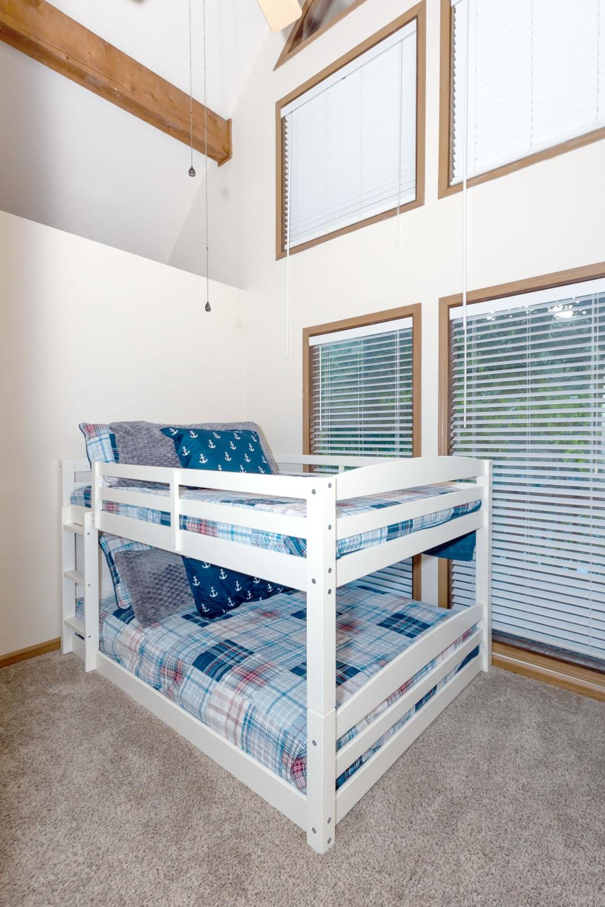Quiet Cove, Lake Views, Grill, Private Dock