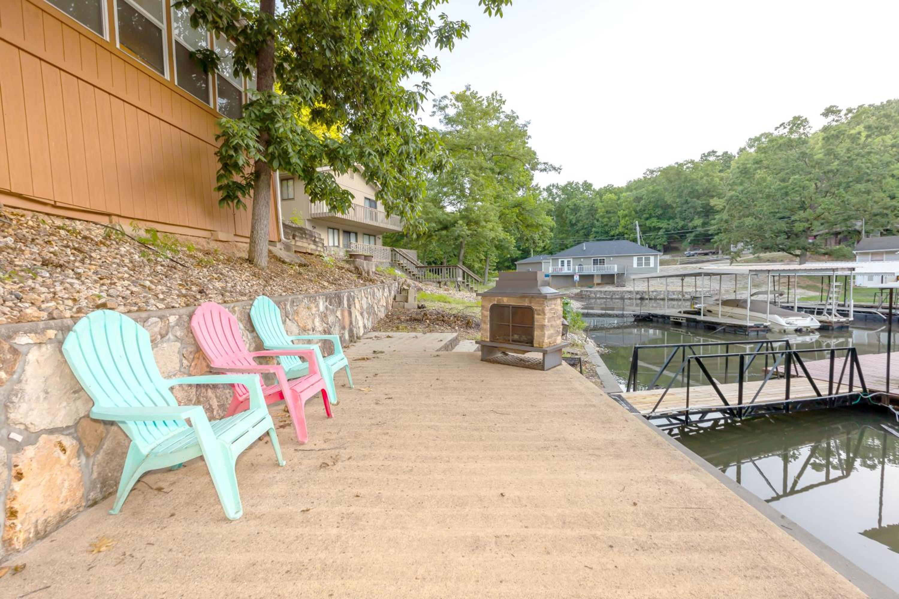 Quiet Cove, Lake Views, Grill, Private Dock