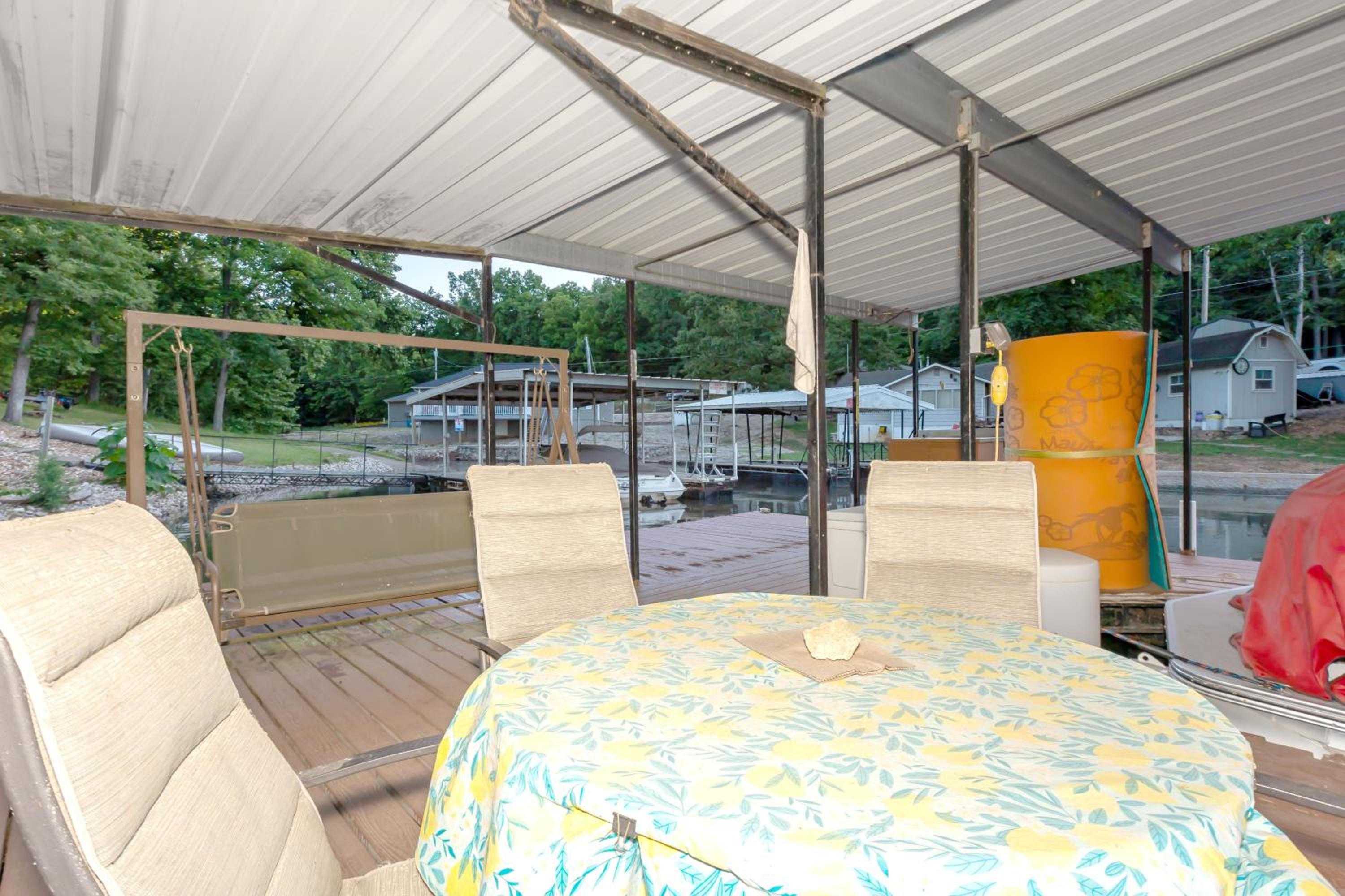 Quiet Cove, Lake Views, Grill, Private Dock