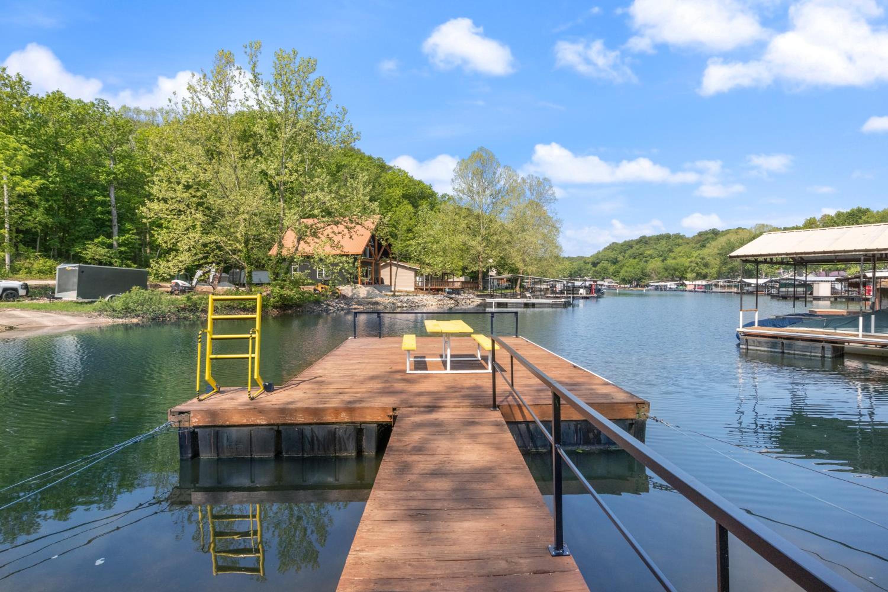 New! 2 Homes-Firepit, Hot Tub, Huge Yard and Dock