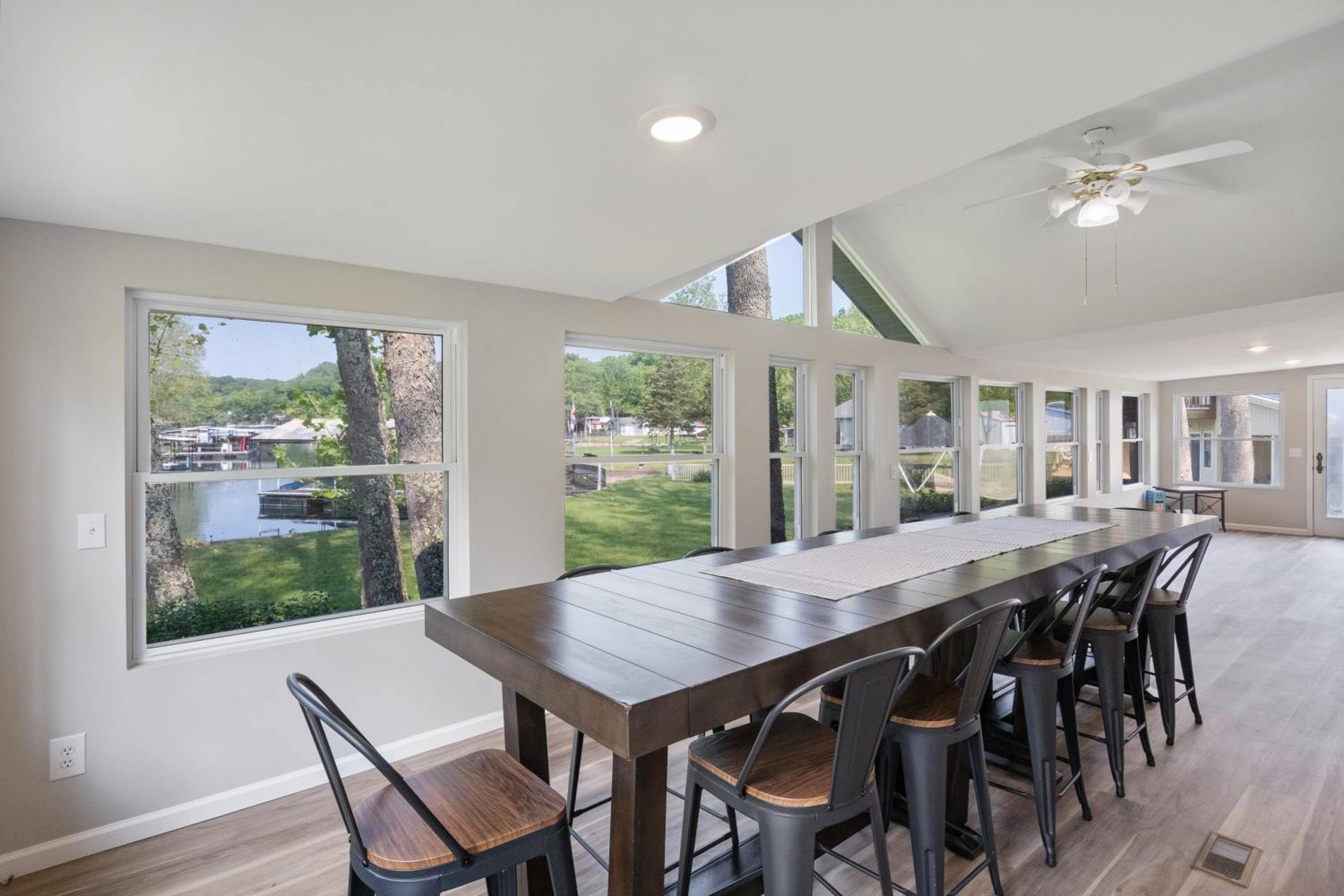 New! 2 Homes-Firepit, Hot Tub, Huge Yard and Dock
