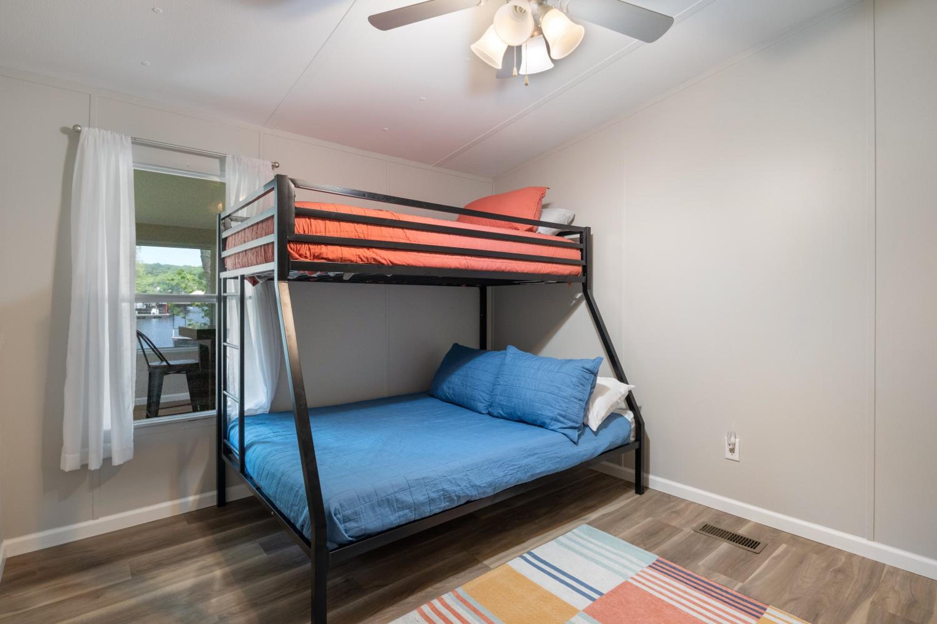 New! 2 Homes-Firepit, Hot Tub, Huge Yard and Dock