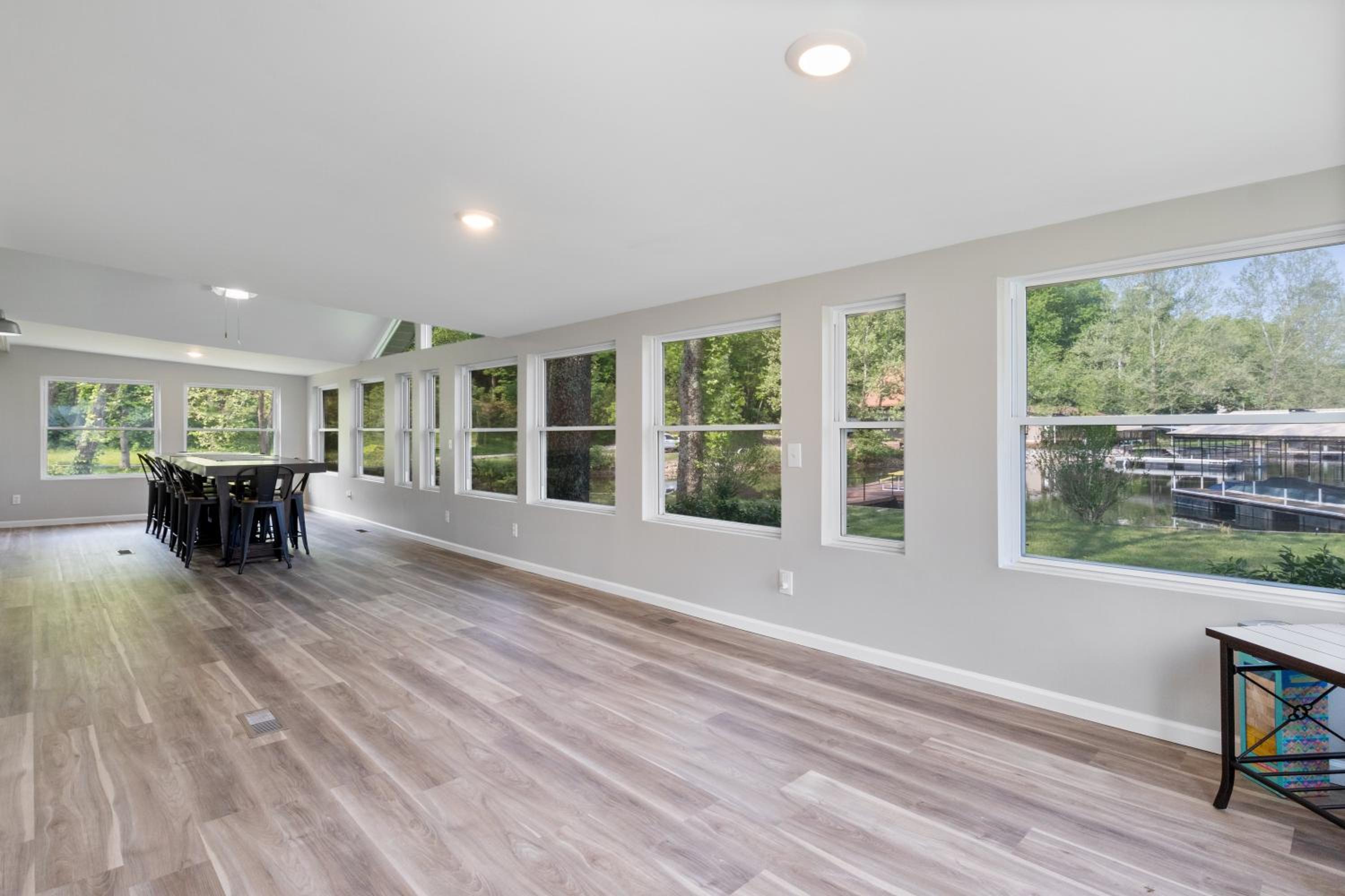 New! 2 Homes-Firepit, Hot Tub, Huge Yard and Dock