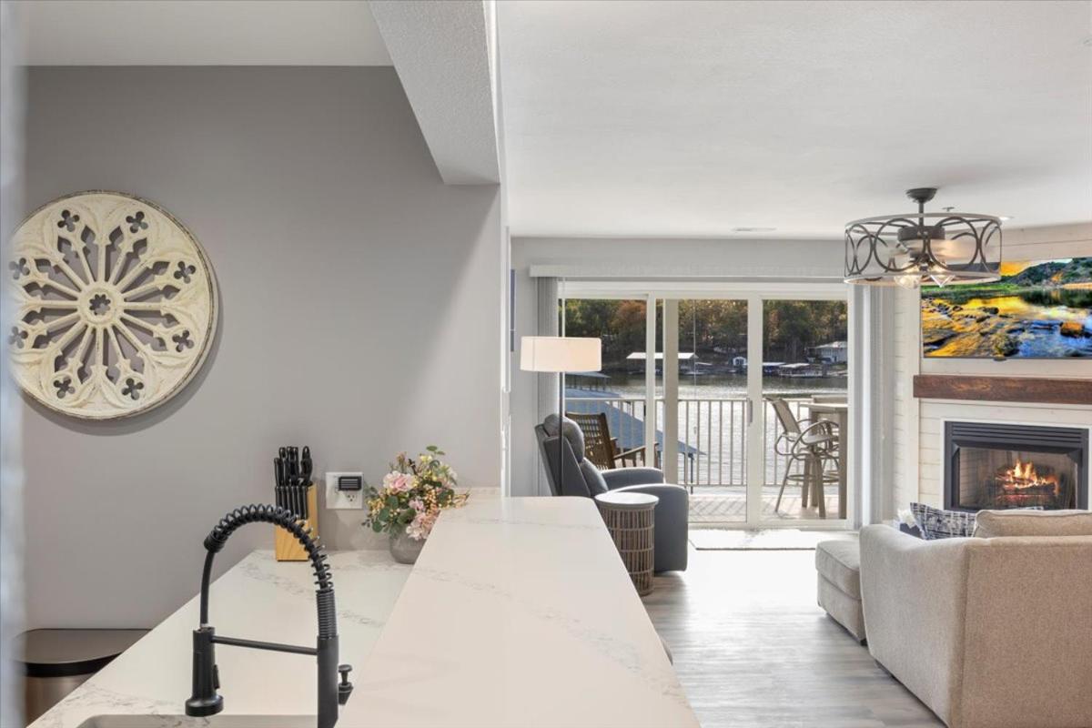 Newly Updated, Amazing Views, Boat Slip & Heated Pool