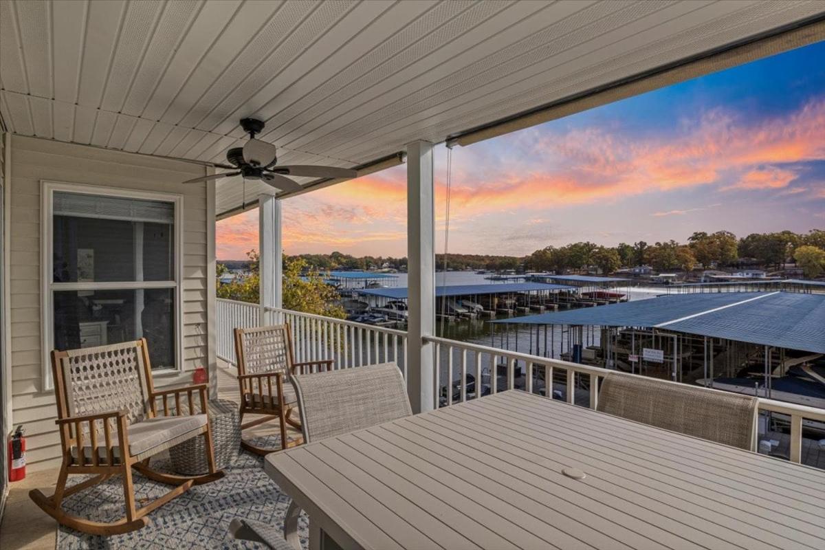 Newly Updated, Amazing Views, Boat Slip & Heated Pool