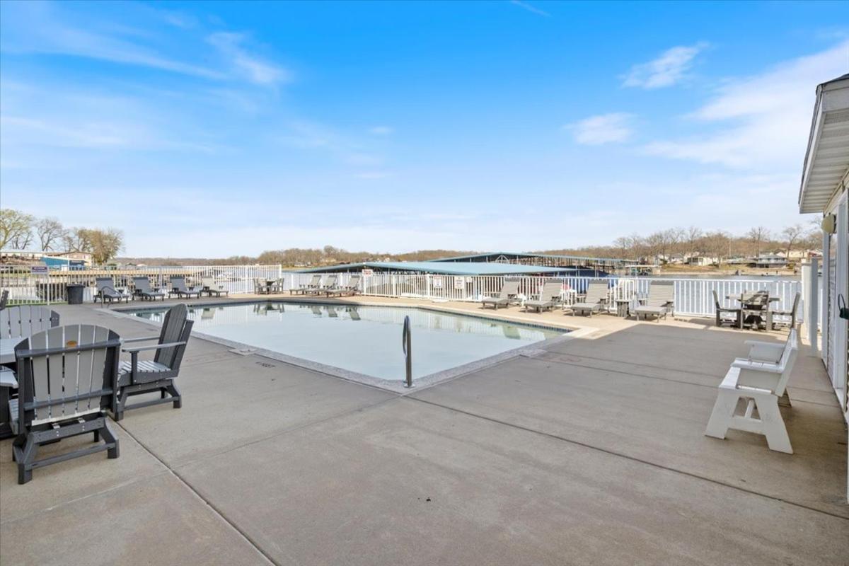 Newly Updated, Amazing Views, Boat Slip & Heated Pool
