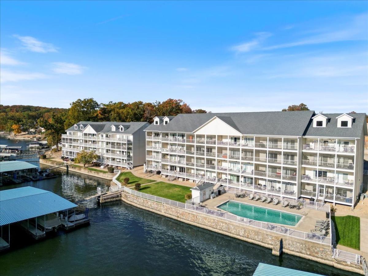Newly Updated, Amazing Views, Boat Slip & Heated Pool