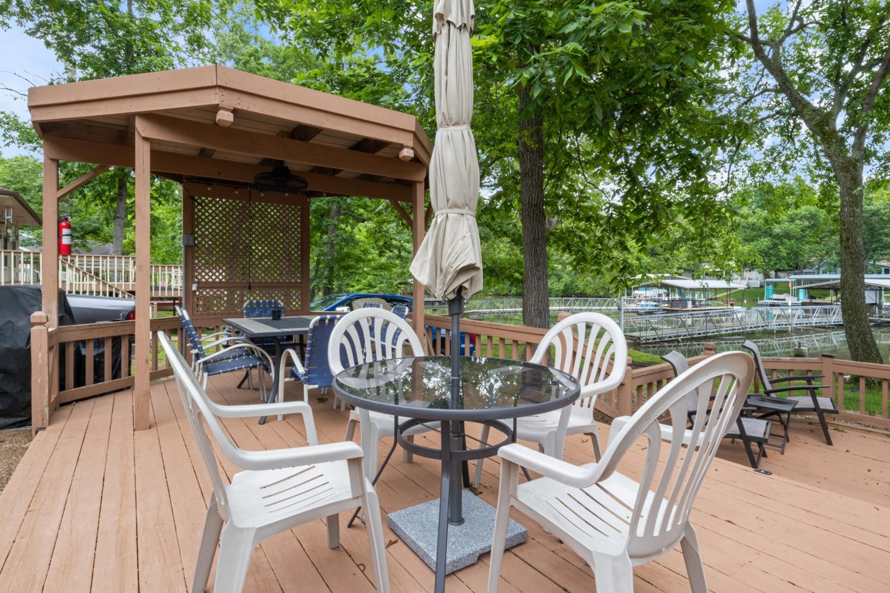 Lakefront Retreat w/ Private Dock, Kayaks, Swim Mat & Lake Views