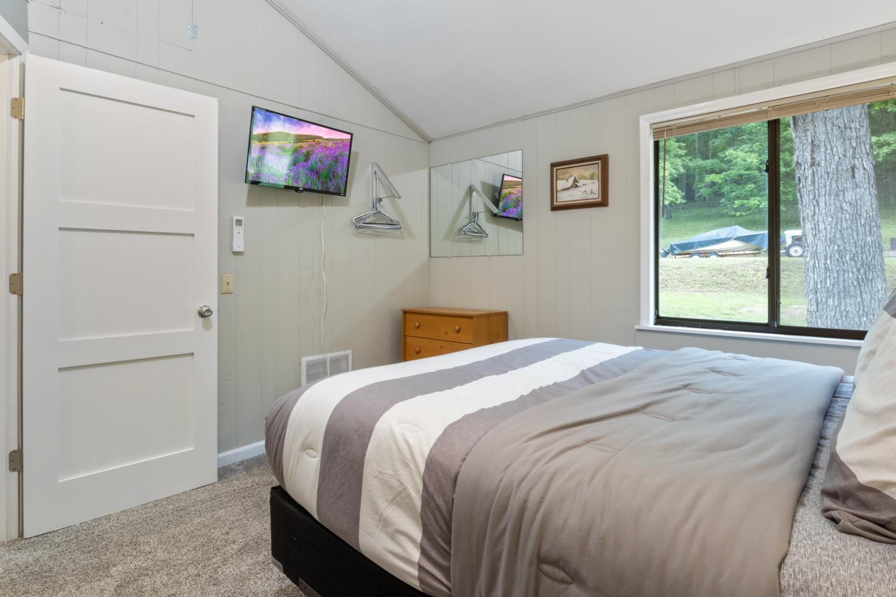 Lakefront Retreat w/ Private Dock, Kayaks, Swim Mat & Lake Views