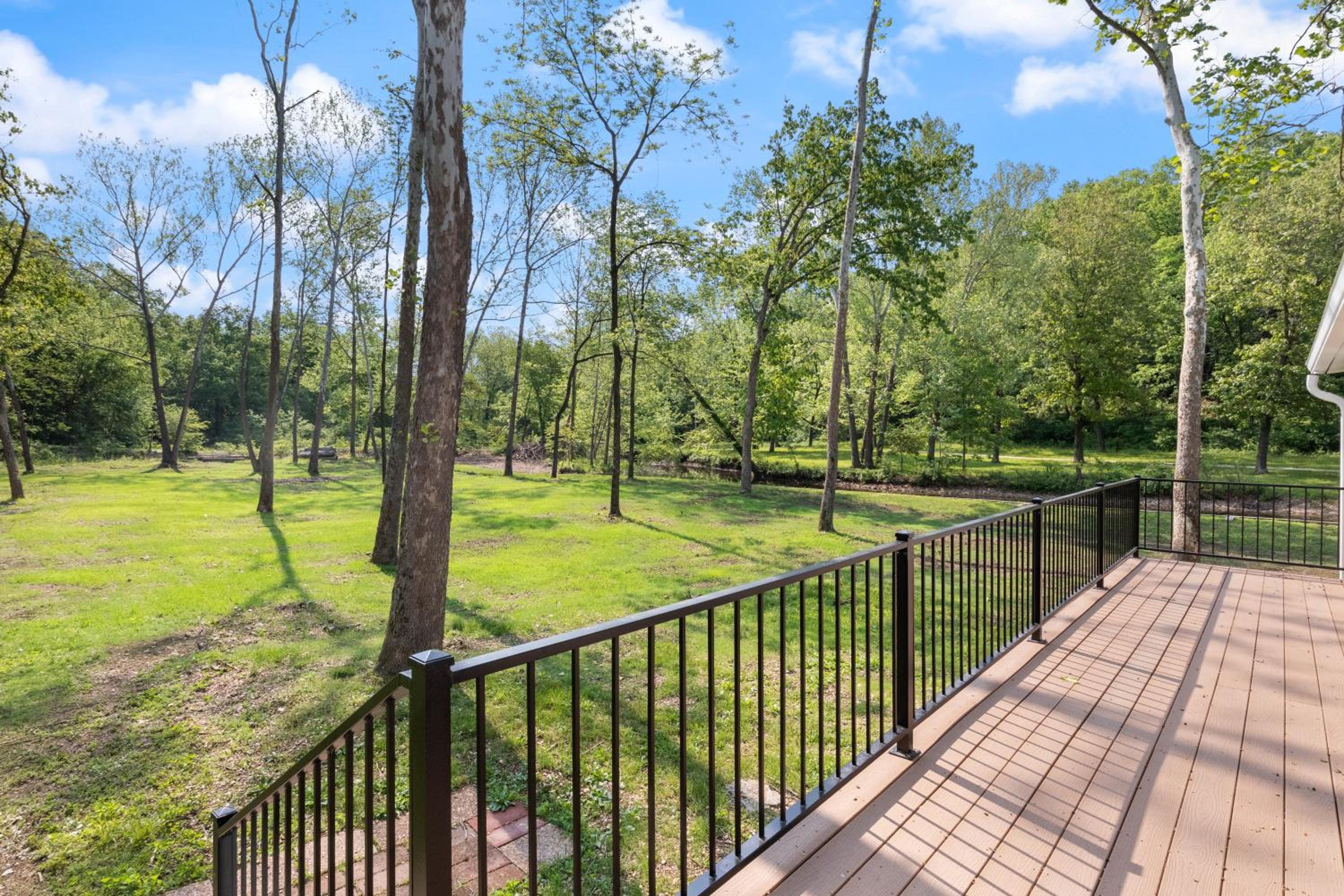 New! 2 Homes-Firepit, Hot Tub, Huge Yard and Dock