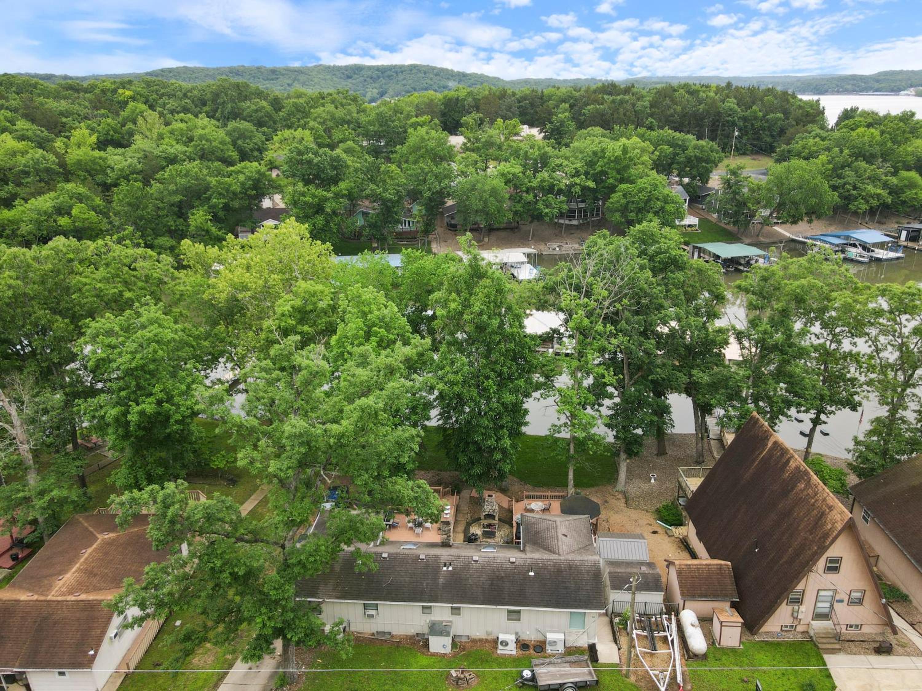 Lakefront Retreat w/ Private Dock, Kayaks, Swim Mat & Lake Views