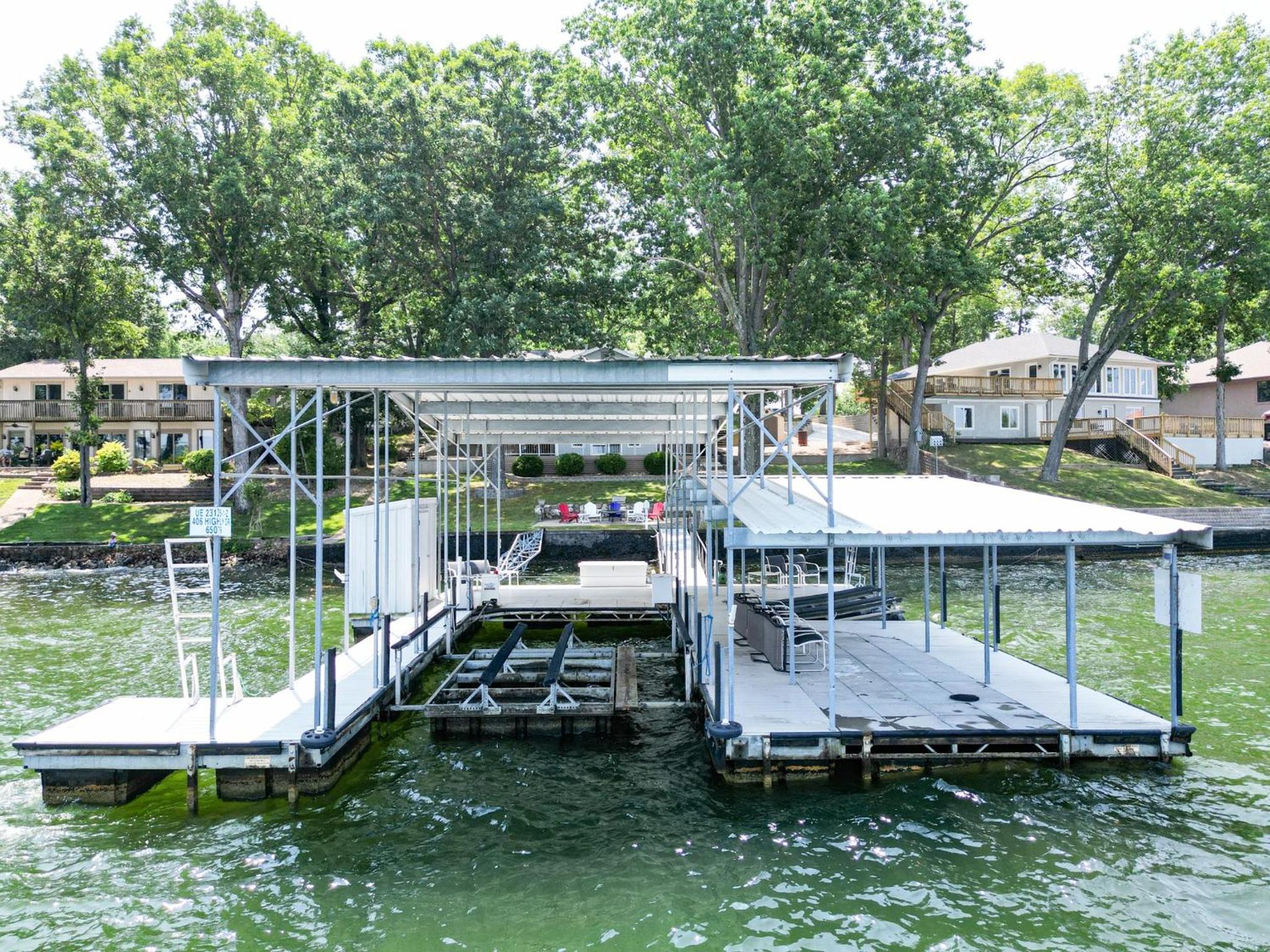 Unforgettable Views & Lakefront Firepit Nights