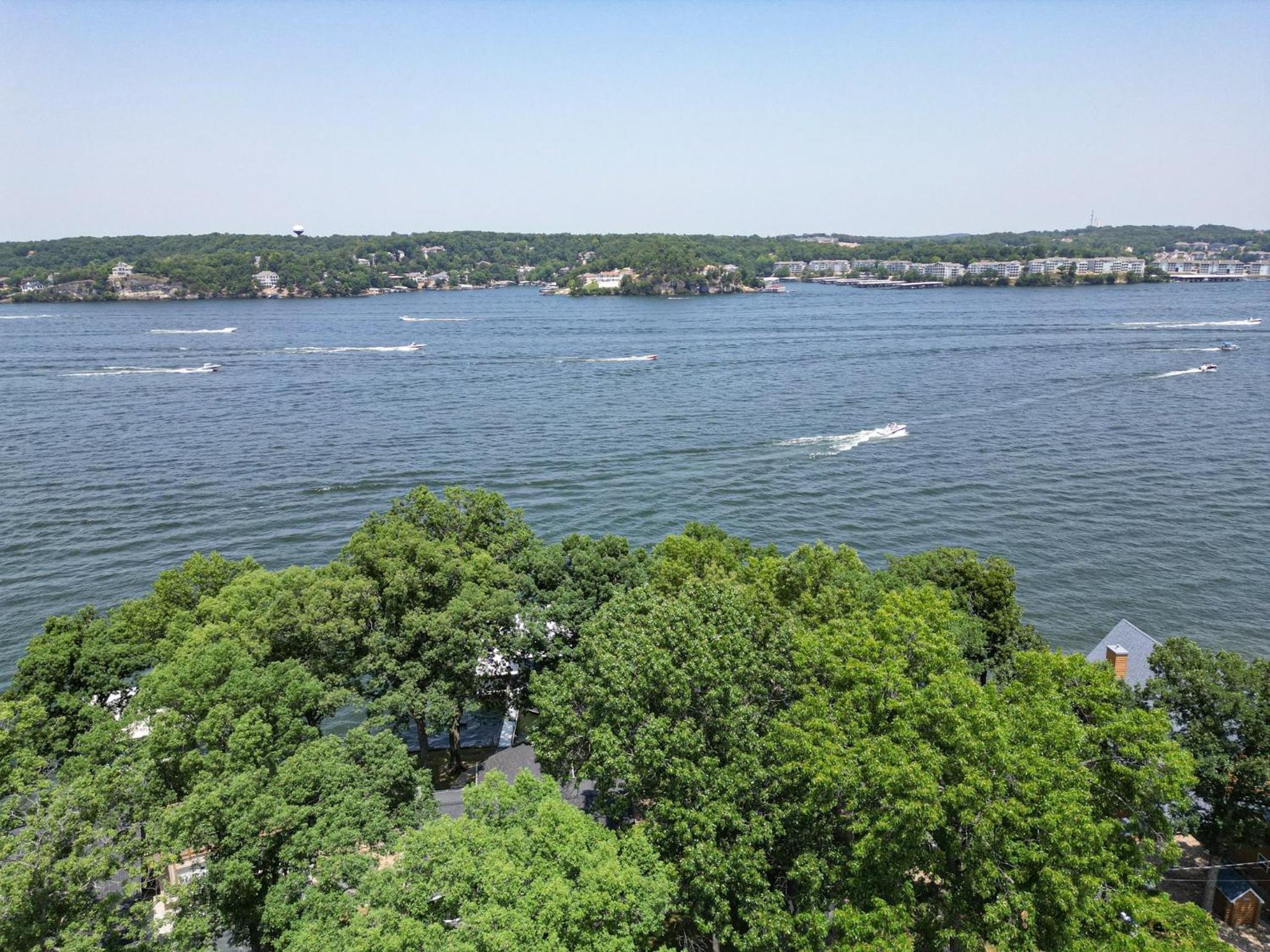 Unforgettable Views & Lakefront Firepit Nights