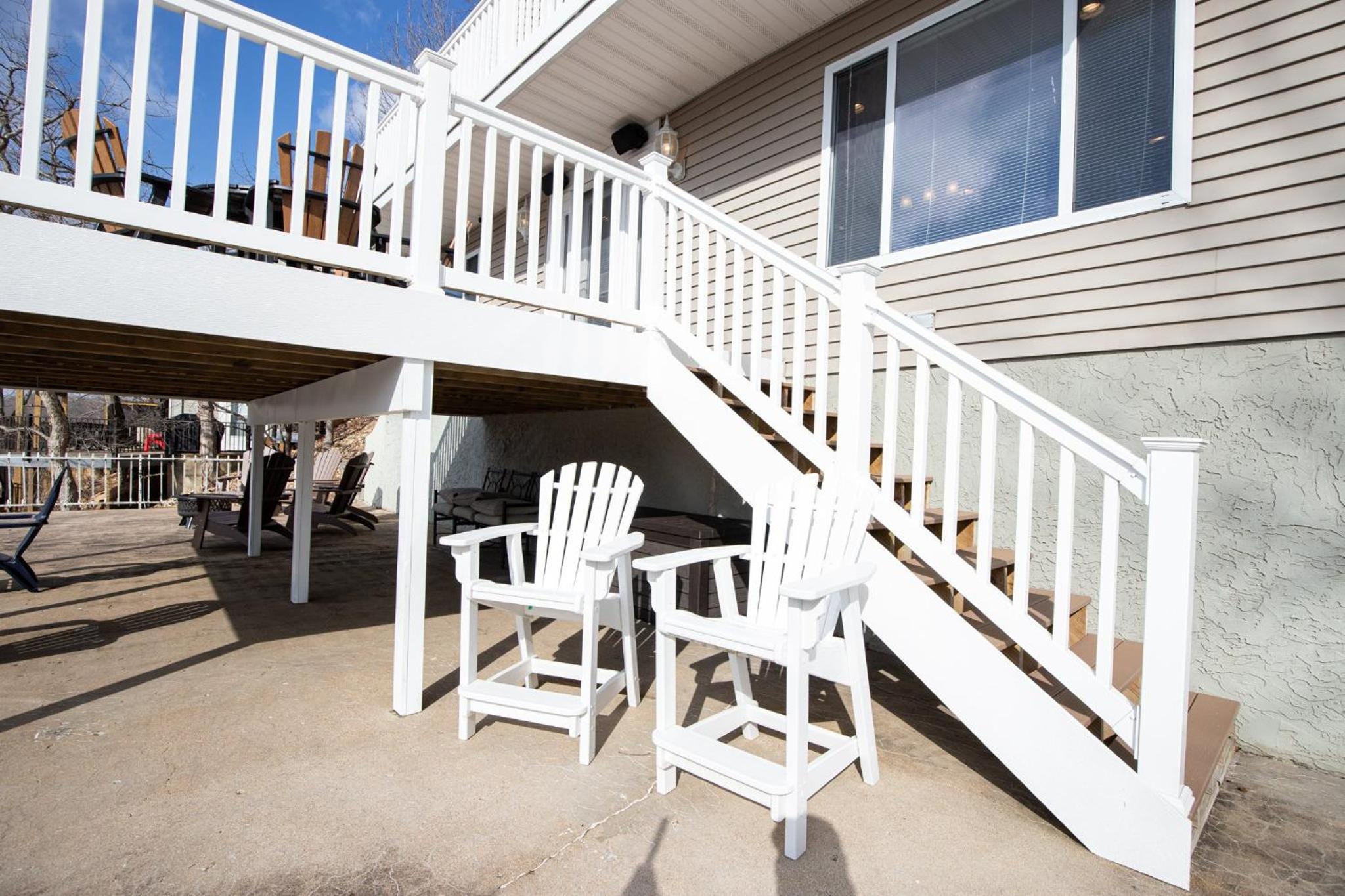 Lake Life: Amazing Weekday Specials! Dock, Swim Mat, Cove Water