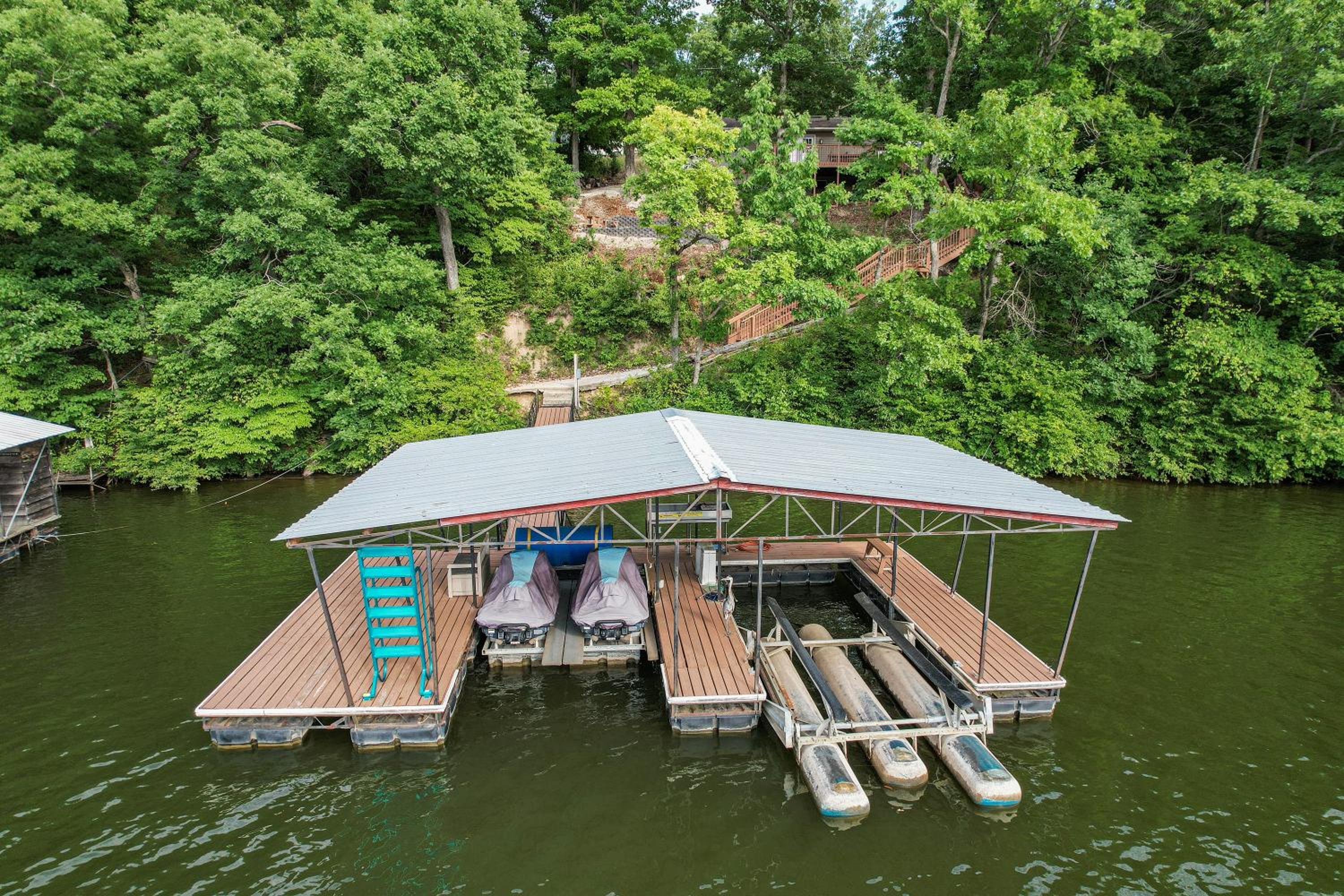Lake Cabin & Dock - A True Ozarks Experience!