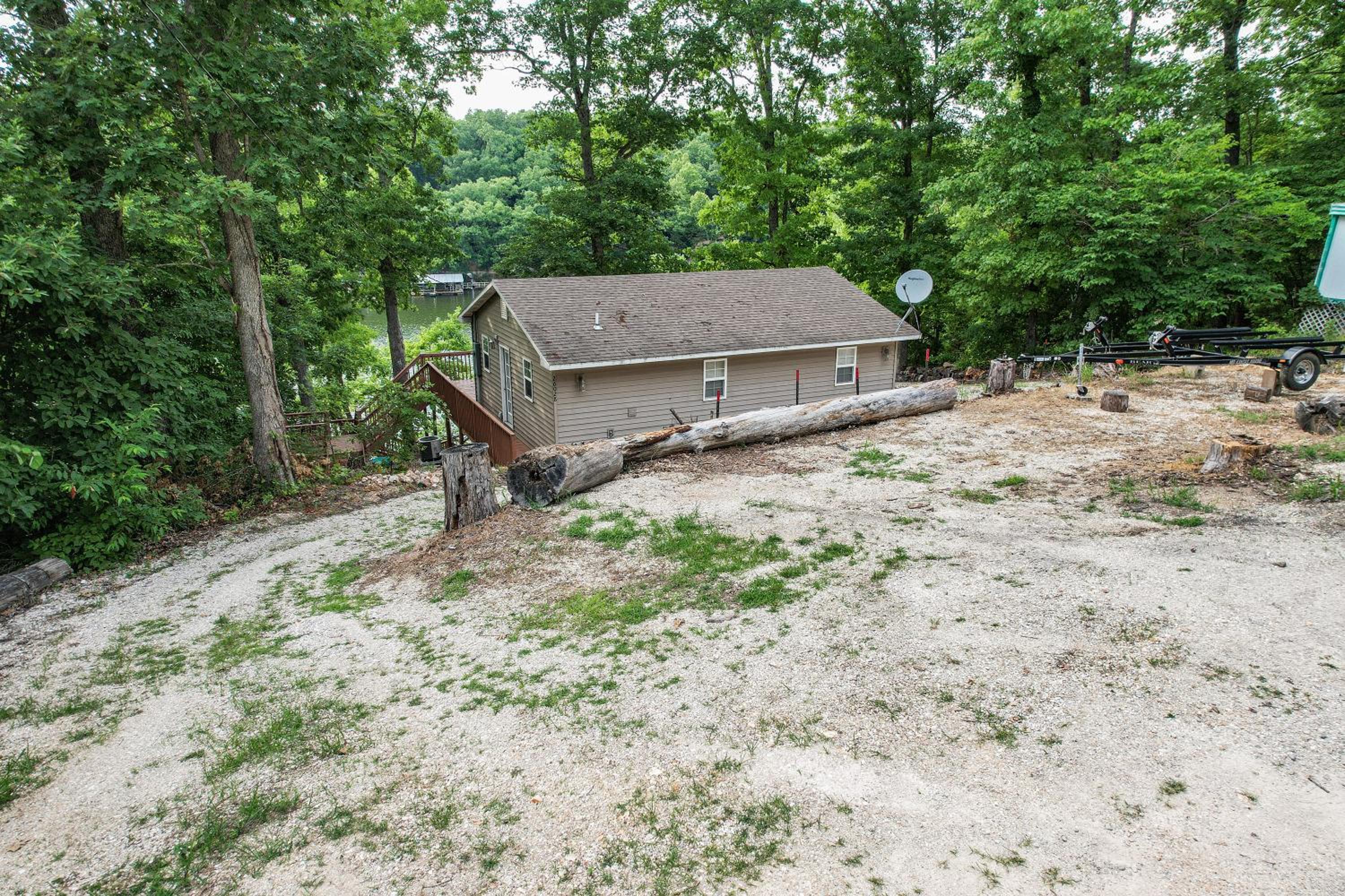 Lake Cabin & Dock - A True Ozarks Experience!