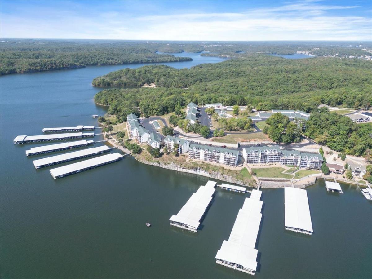 Lakefront Osage Beach Condo + Workspace w/ Pool Views