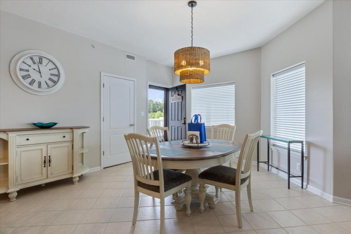 Main Channel Views, Screened Porch, Pool & Boat Slip