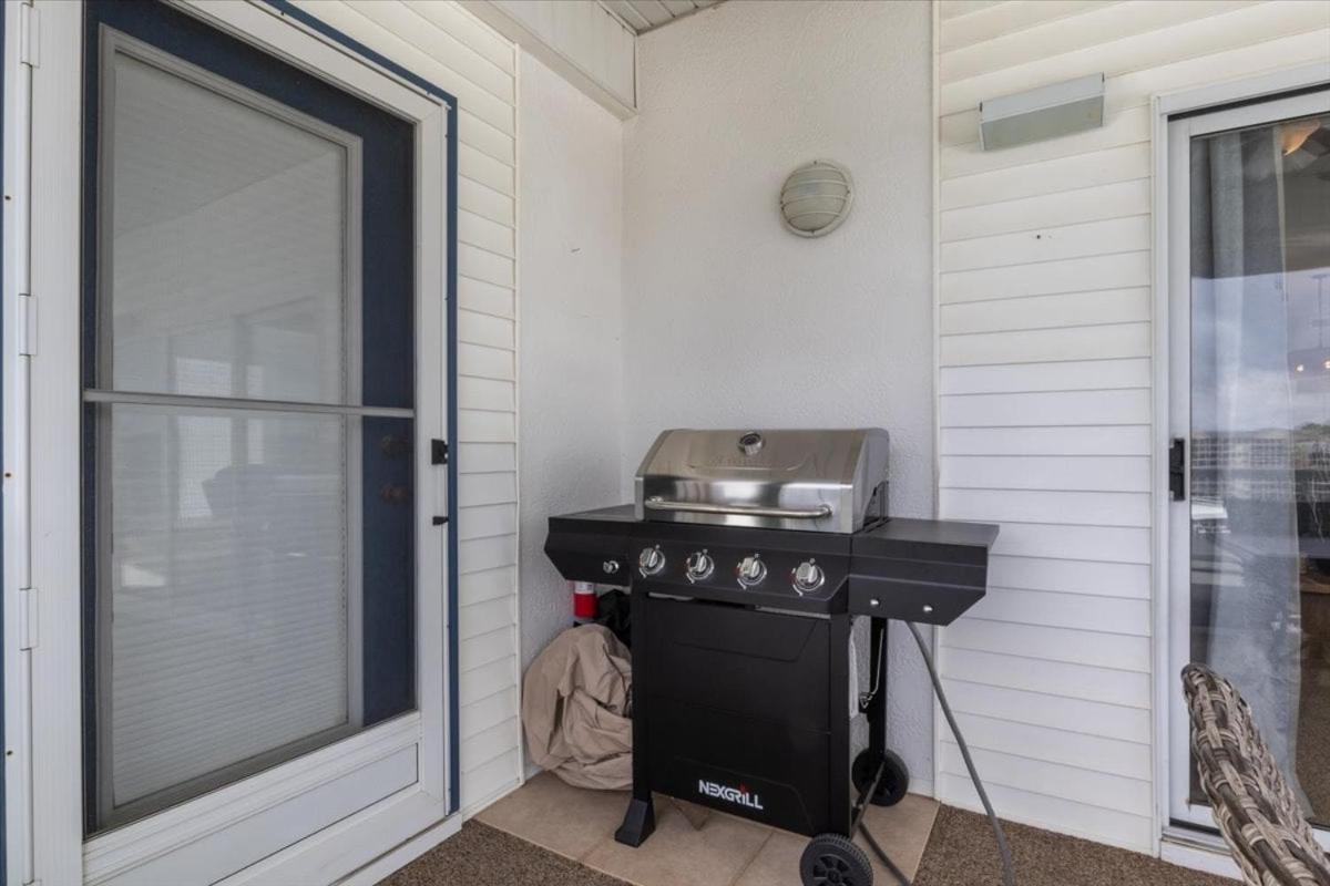 Main Channel Views, Screened Porch, Pool & Boat Slip