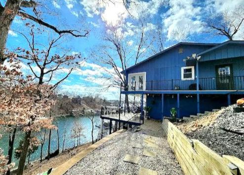 Spacious Home & Lake Access, Lake Views Throughout