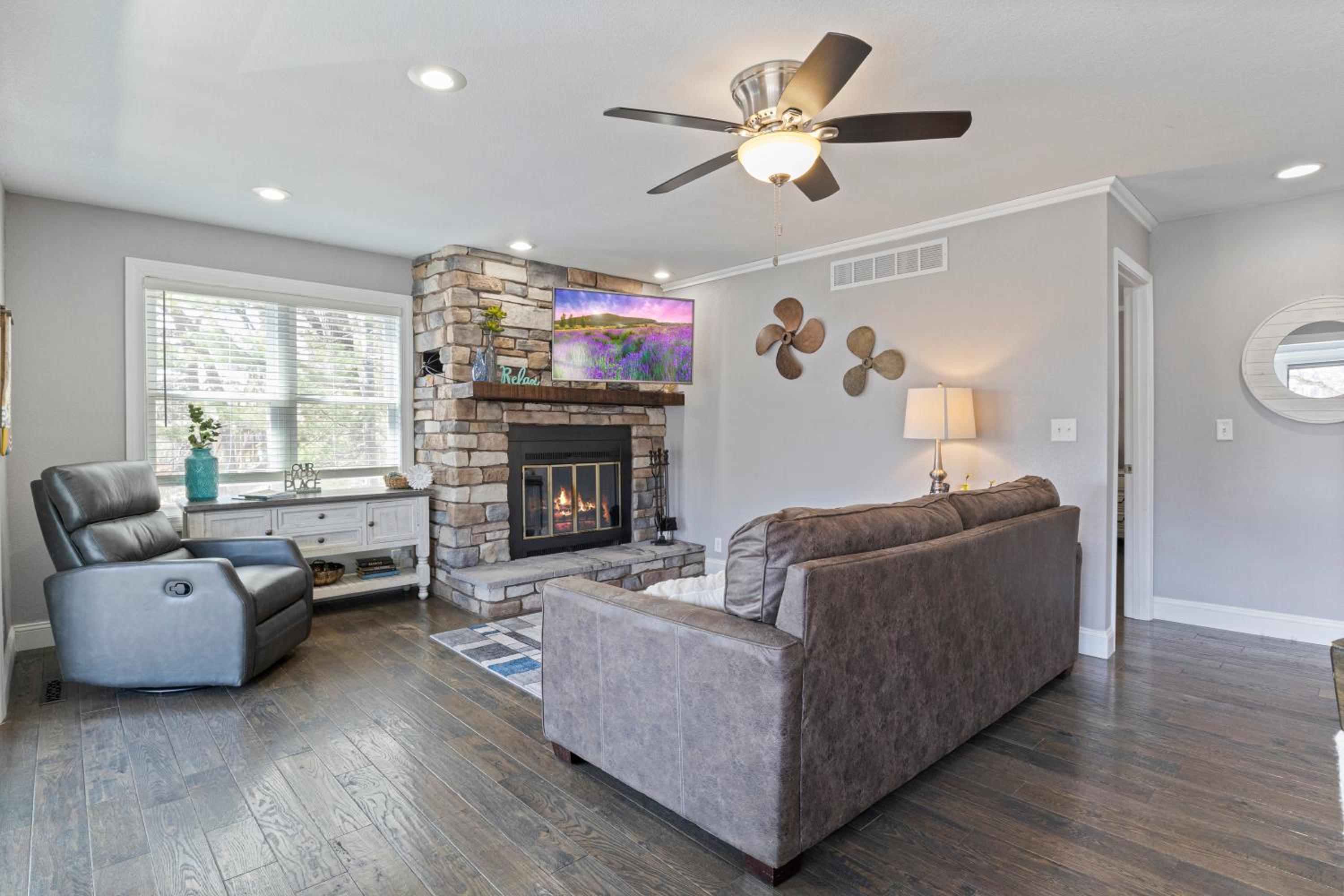 Spacious Home & Lake Access, Lake Views Throughout