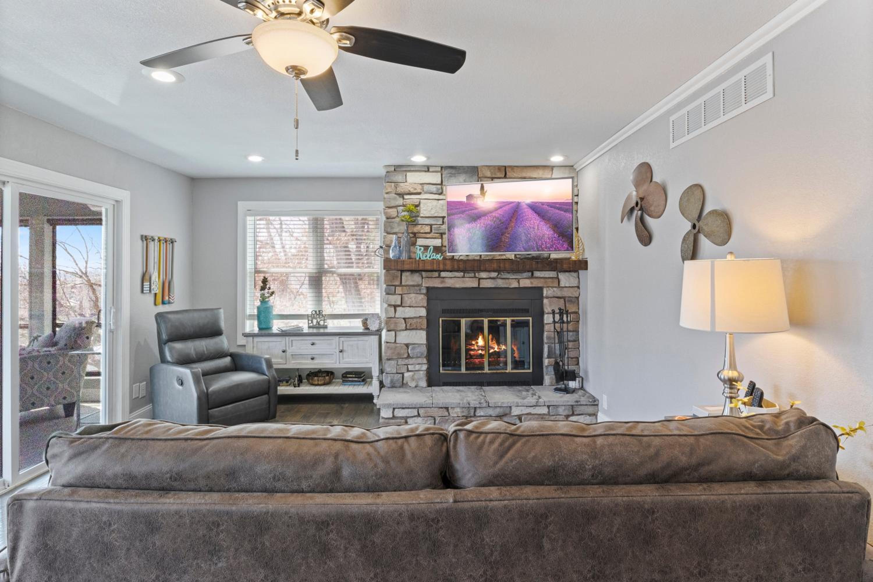 Spacious Home & Lake Access, Lake Views Throughout