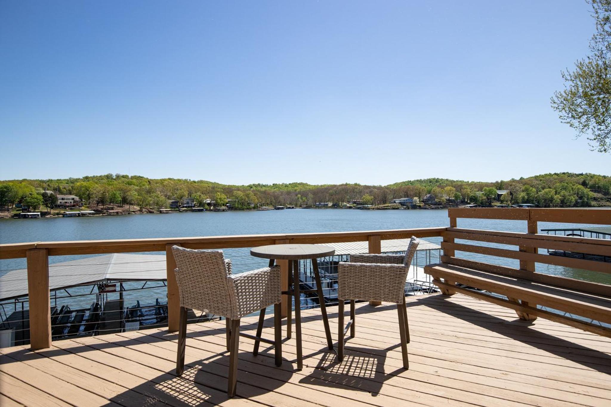 Ultimate Waterfront Getaway, Amazing Lake View