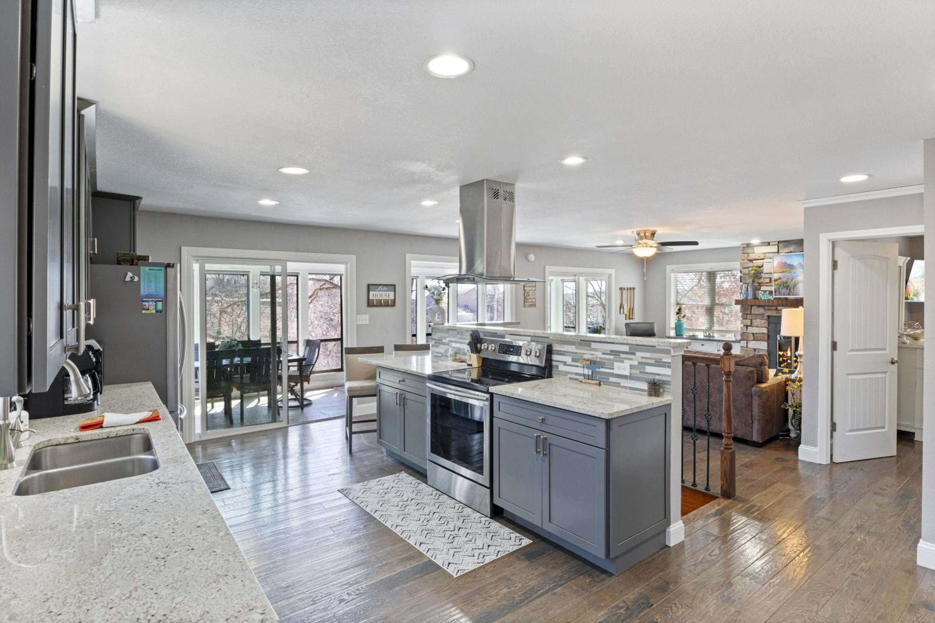Spacious Home & Lake Access, Lake Views Throughout
